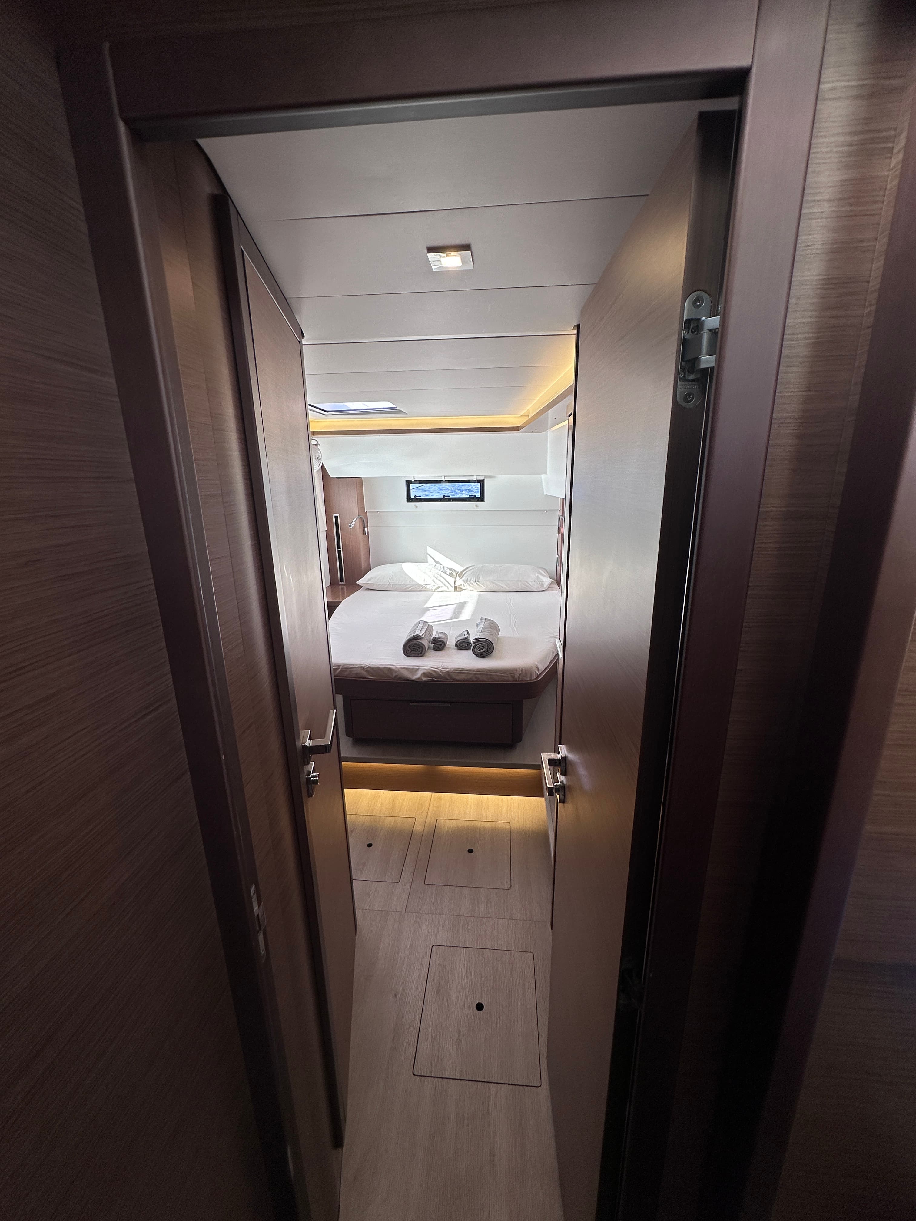 Lagoon 46  - photo 128