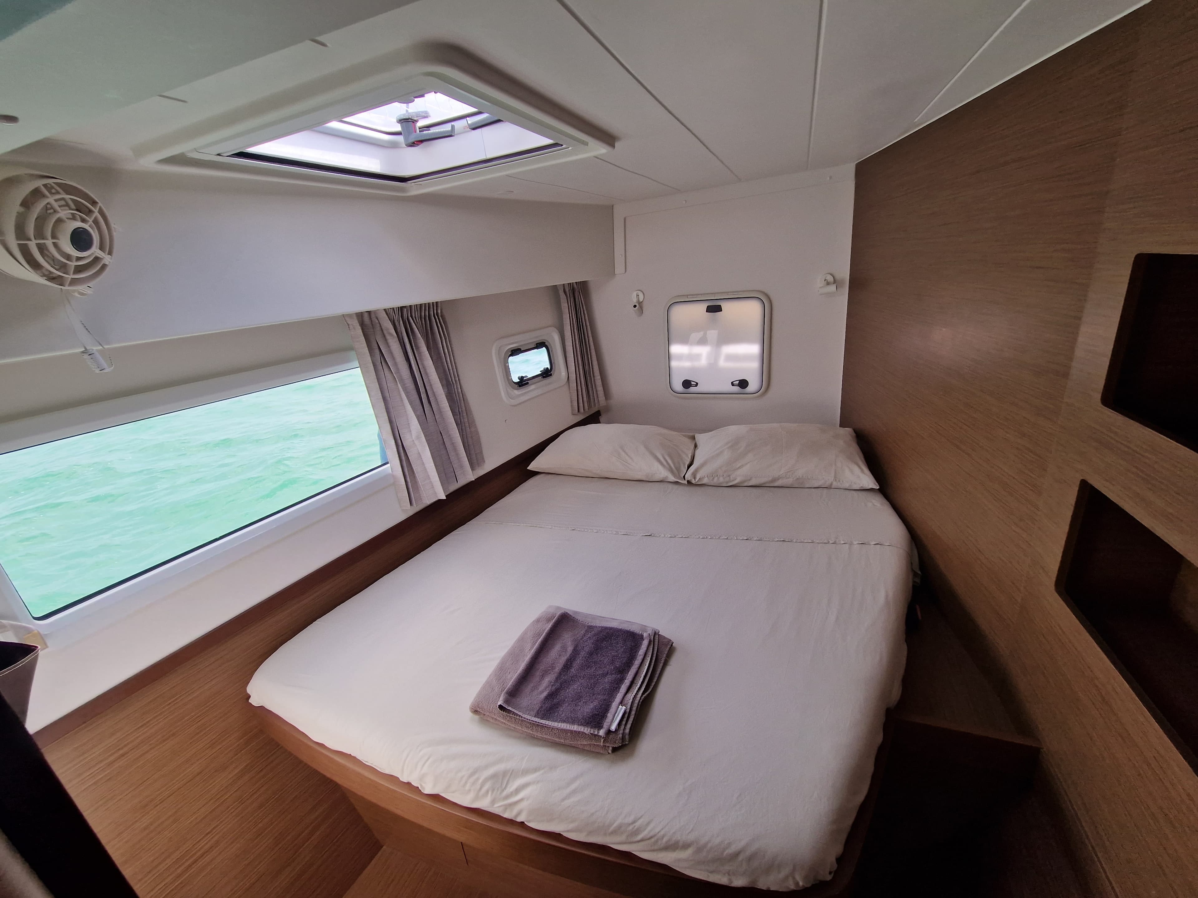 Lagoon 42 - photo 17