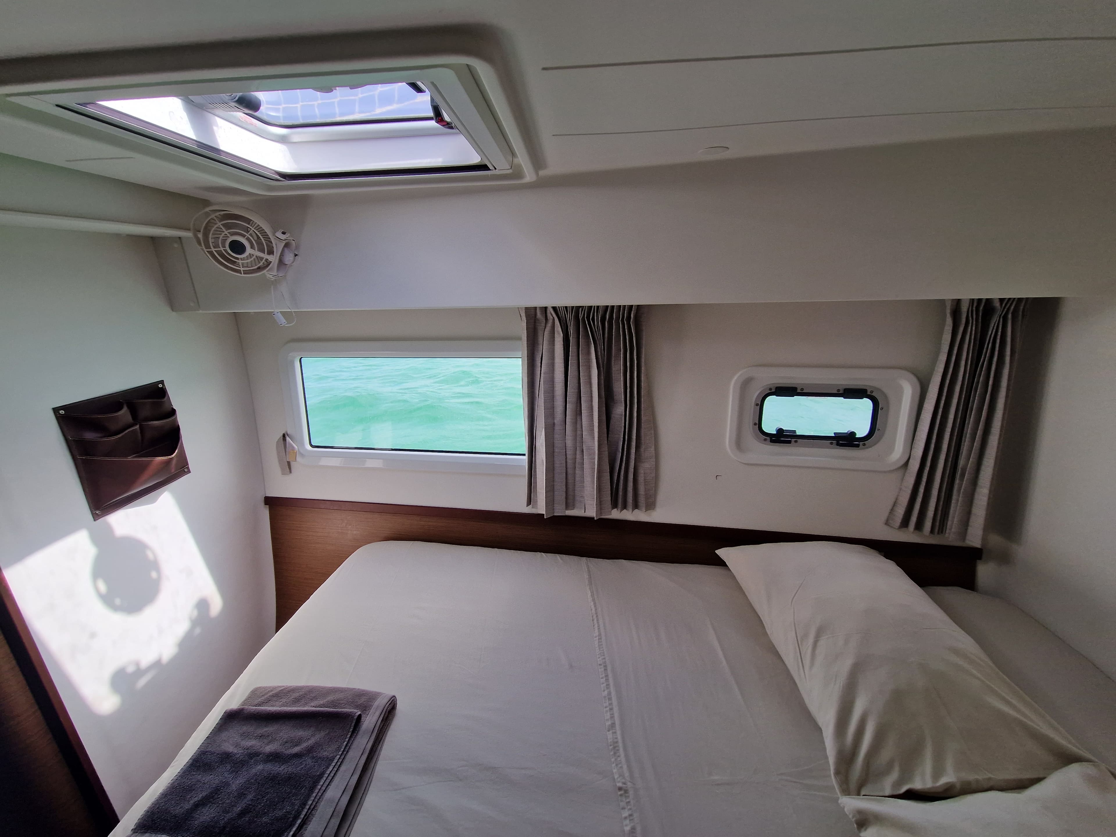 Lagoon 42 - photo 35