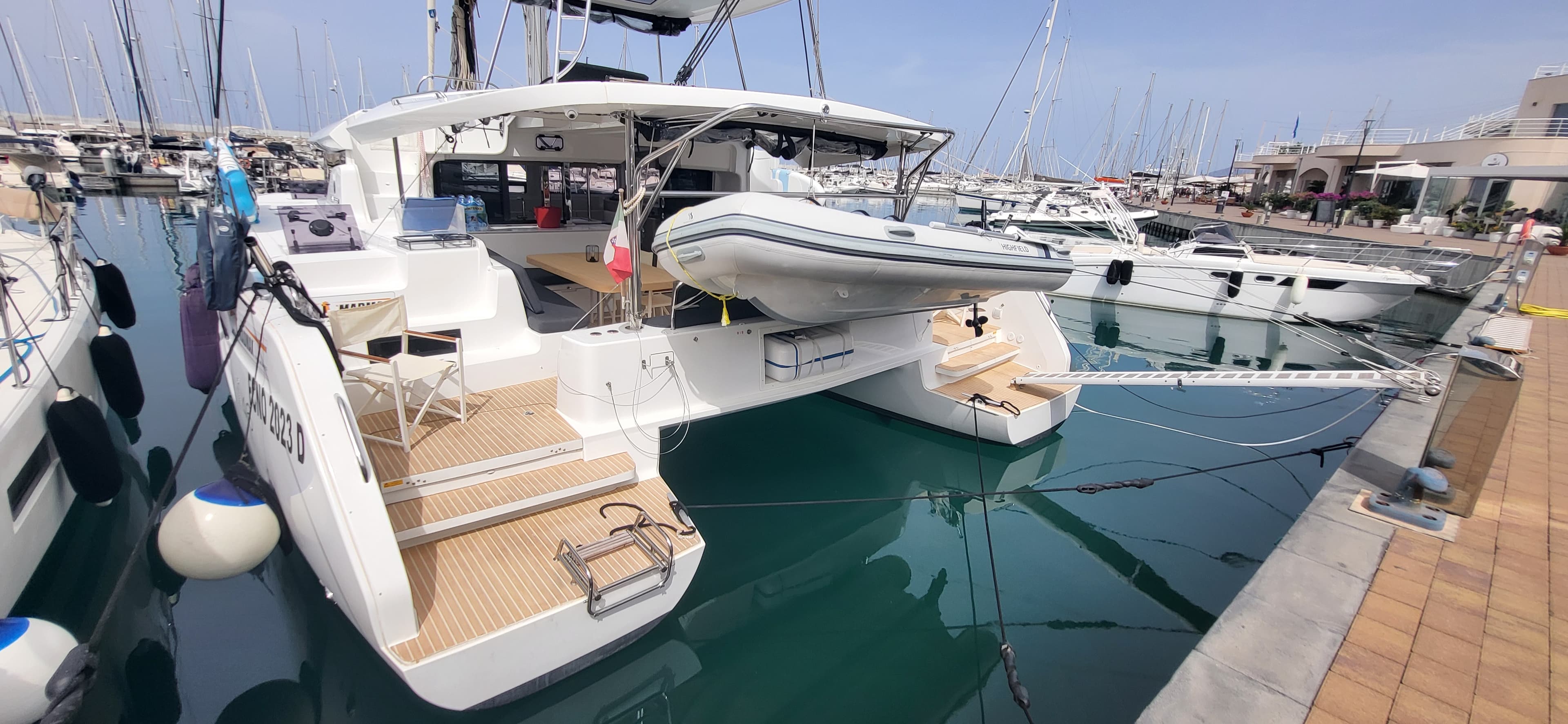 Lagoon 46  - photo 79