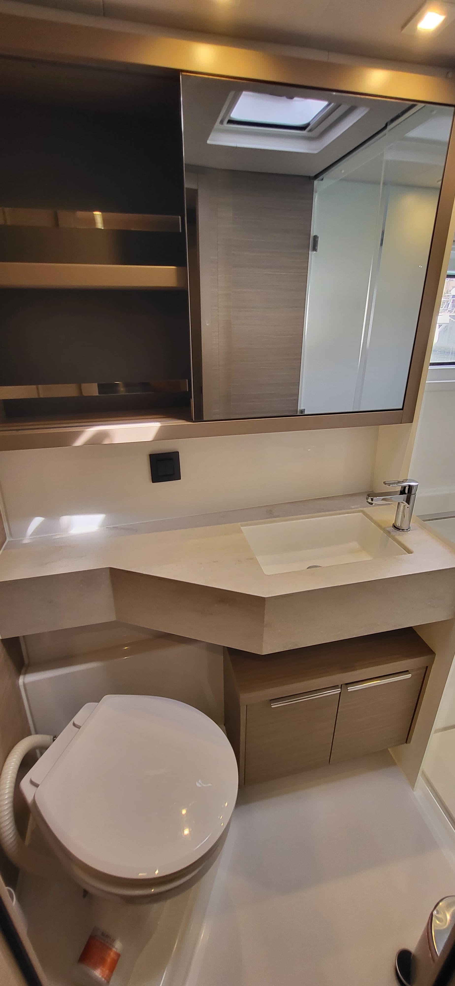 Lagoon 46  - photo 75