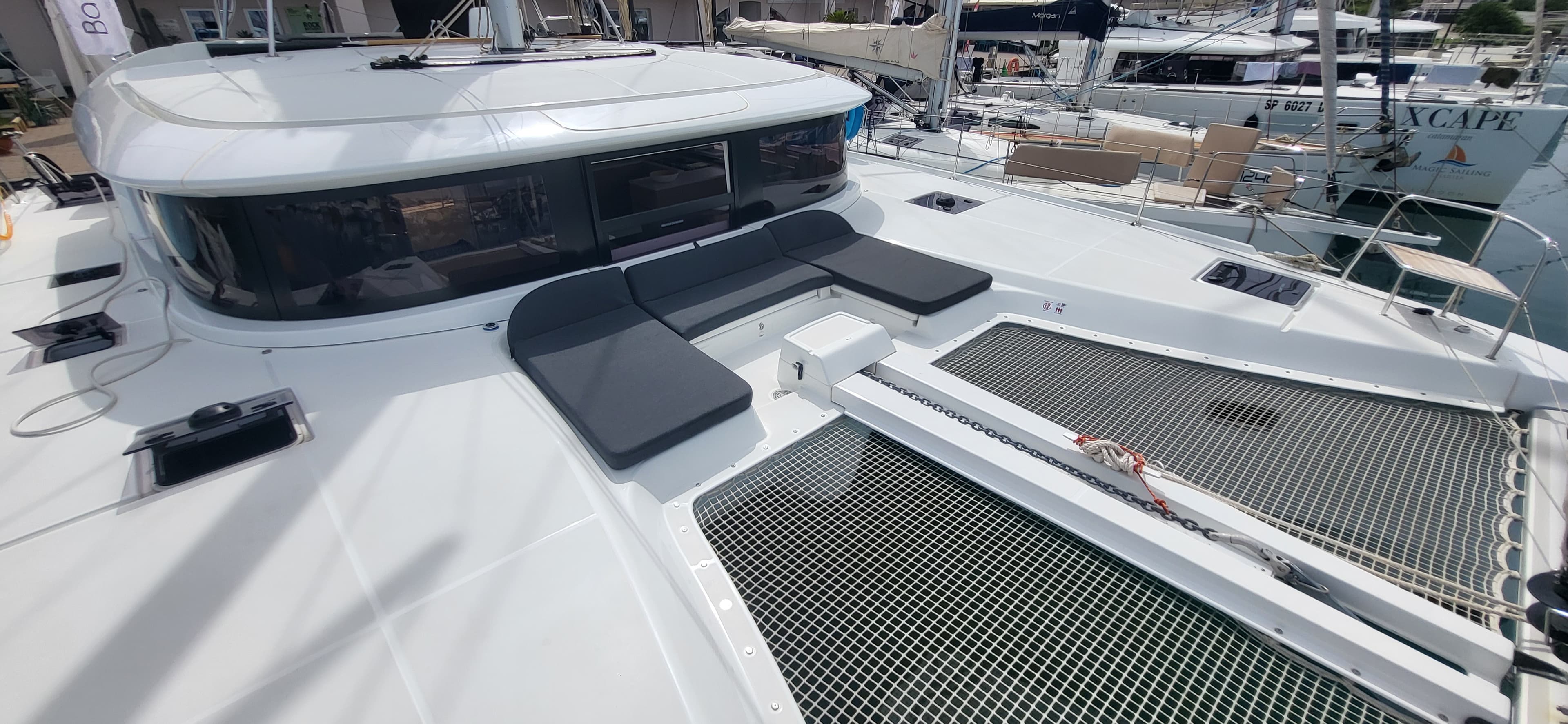 Lagoon 46  - photo 25