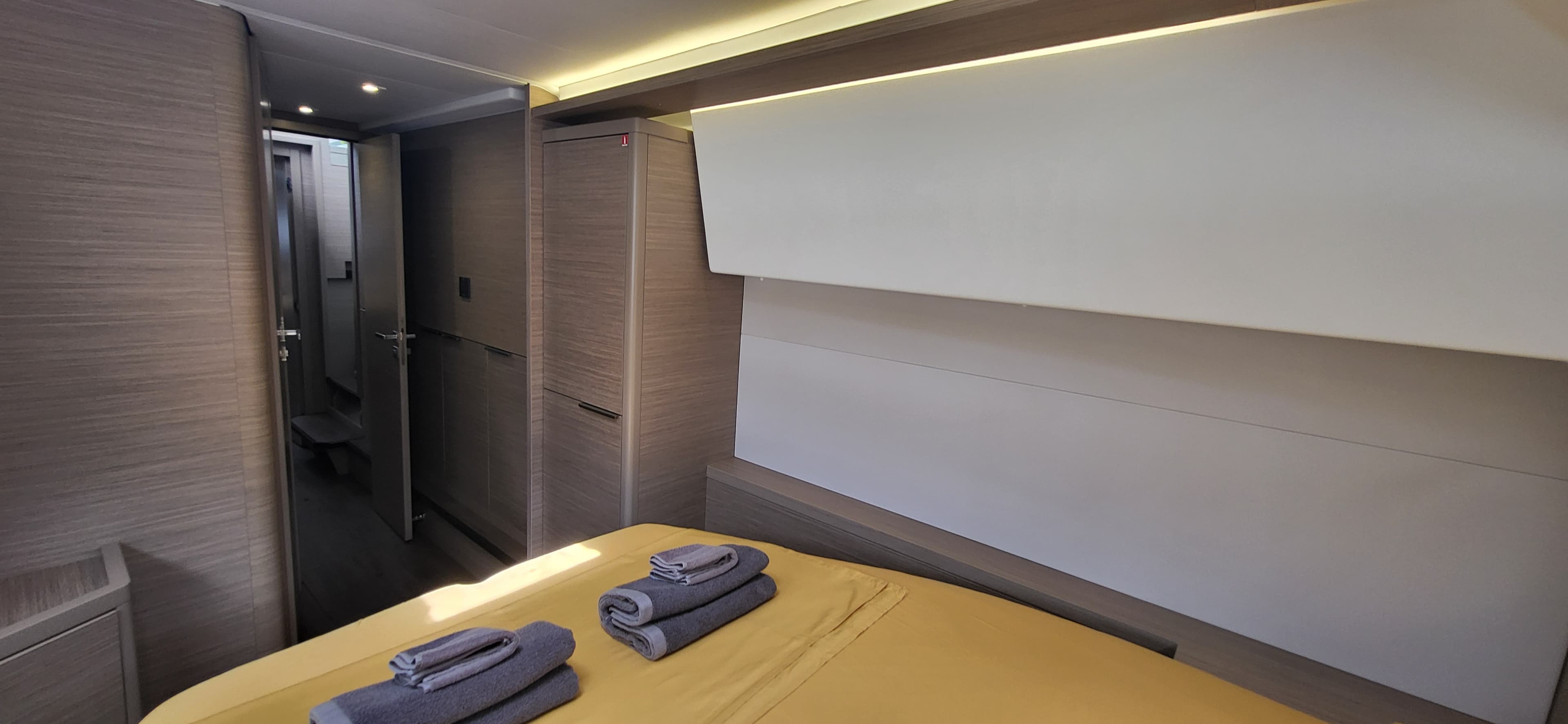 Lagoon 46  - photo 57