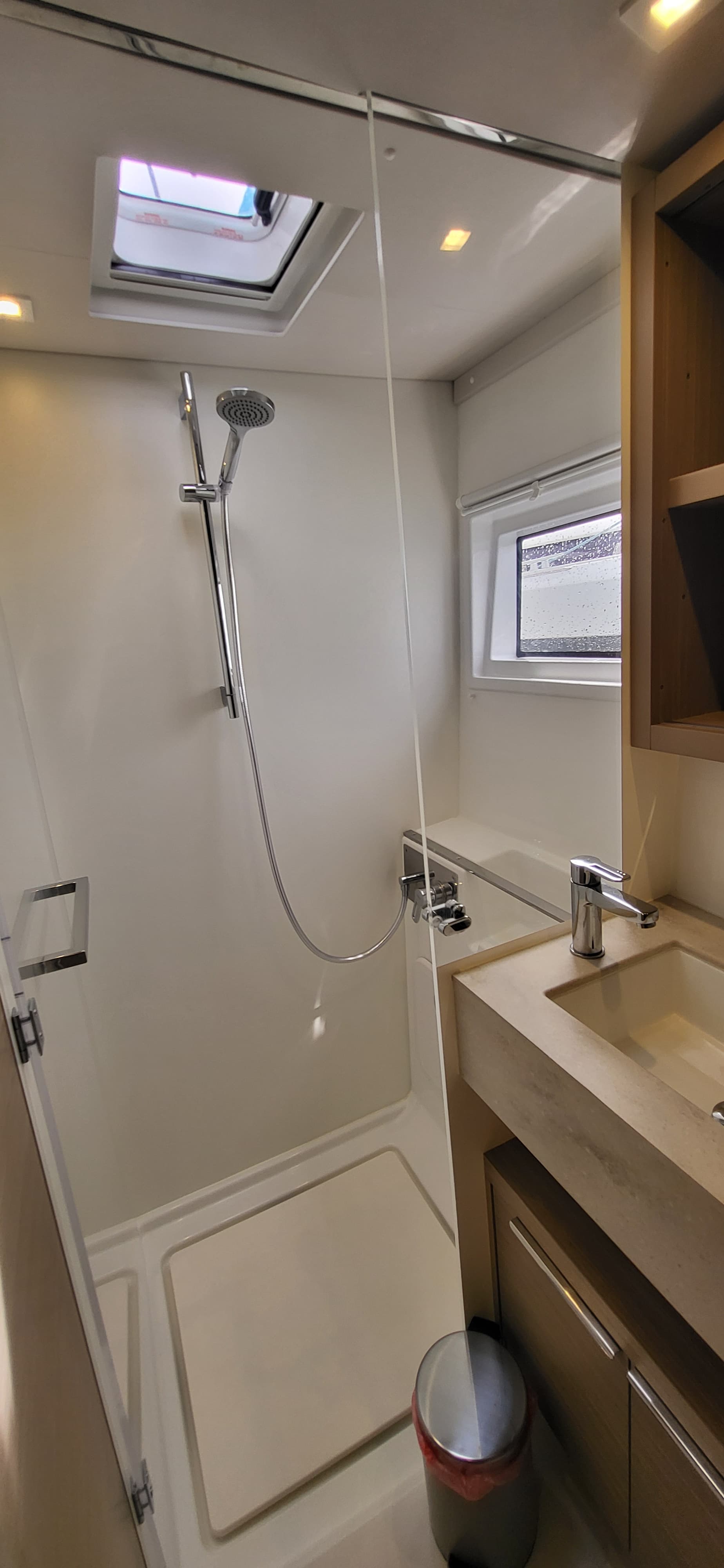 Lagoon 46  - photo 41