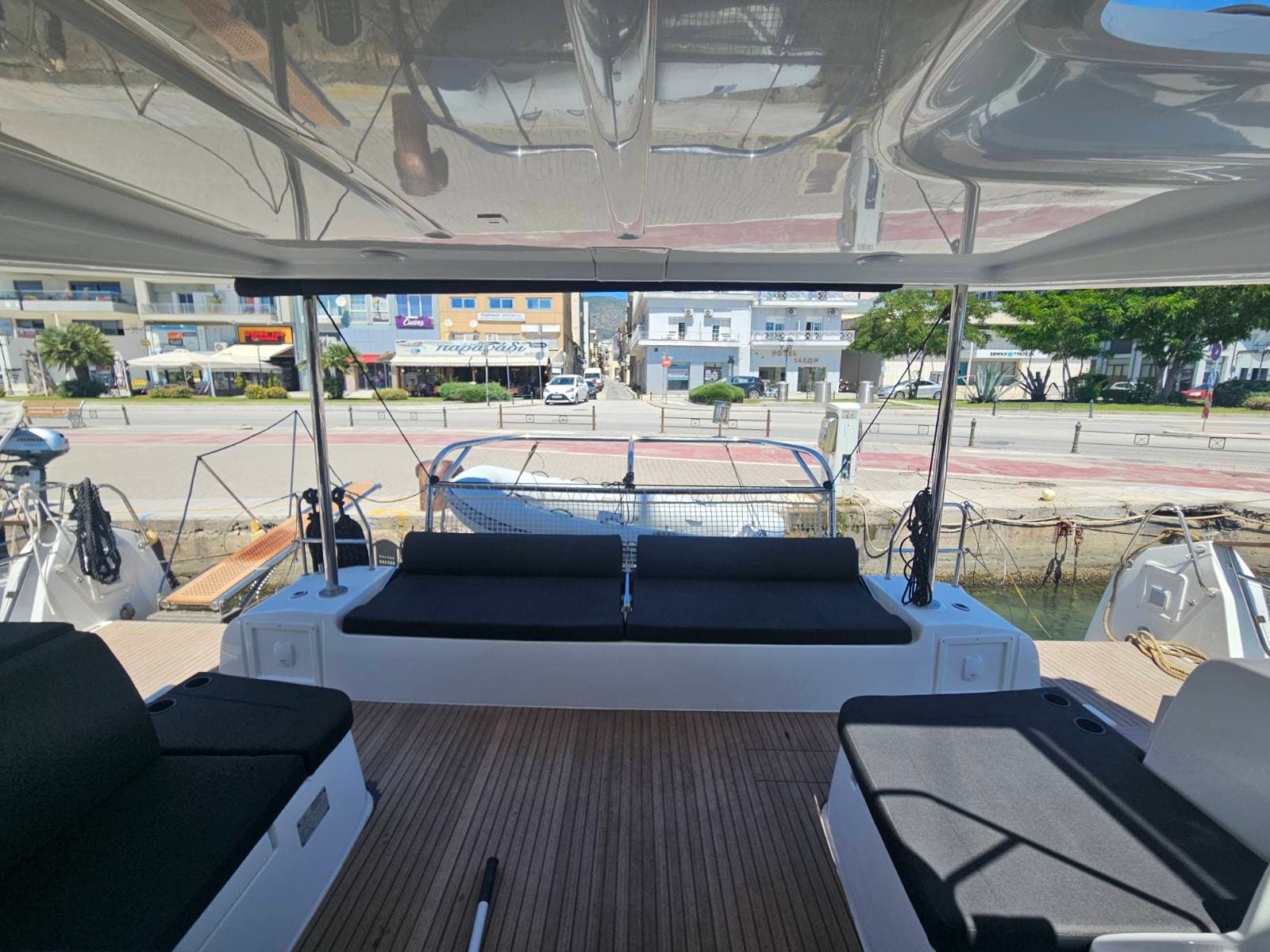 Lagoon 43 - photo 17