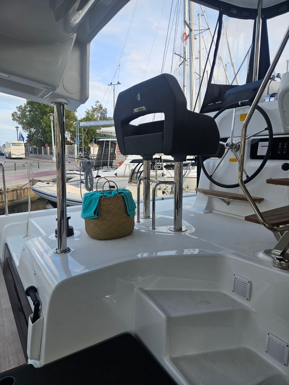 Lagoon 43 - photo 20