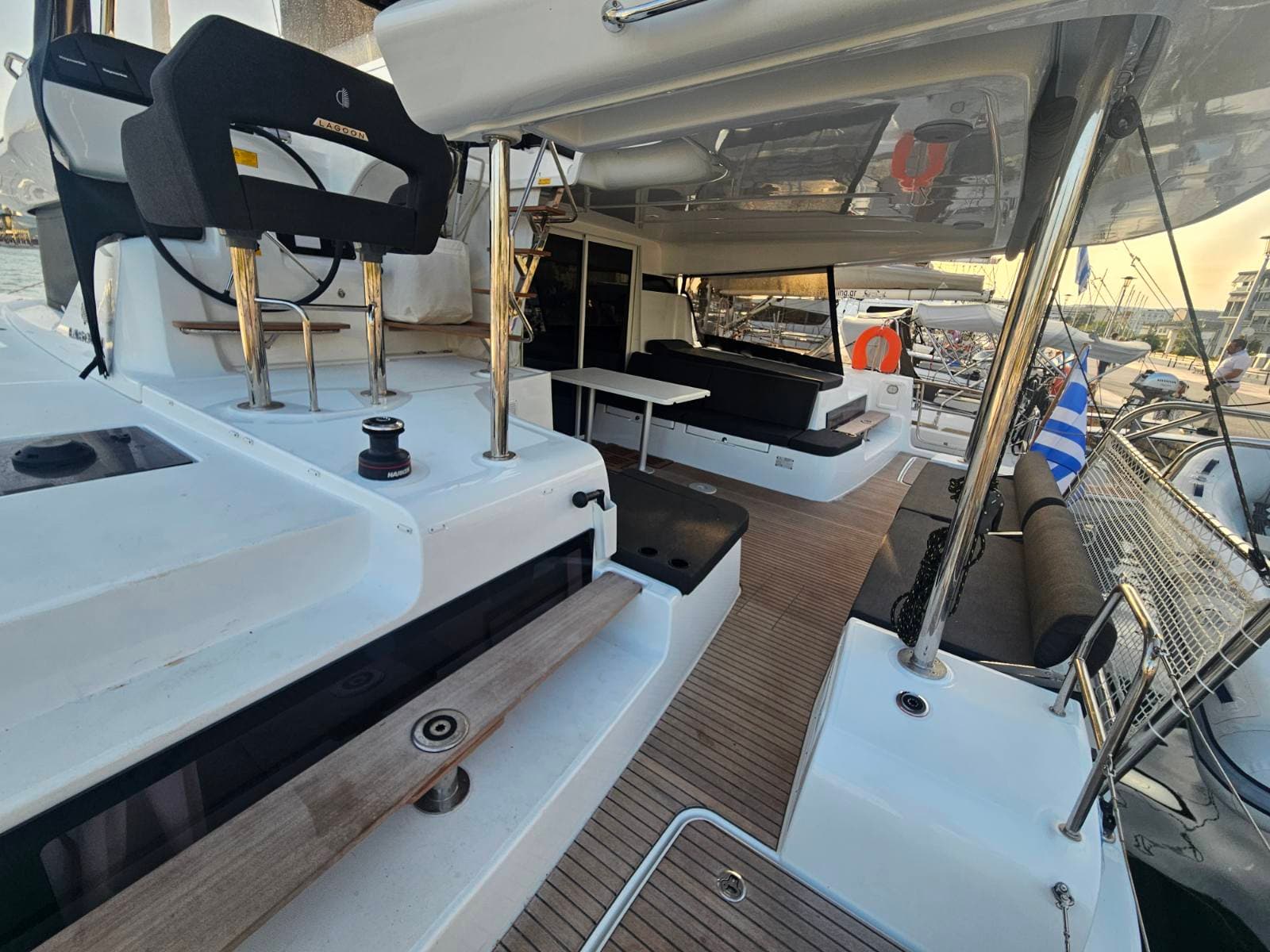 Lagoon 43 - photo 14