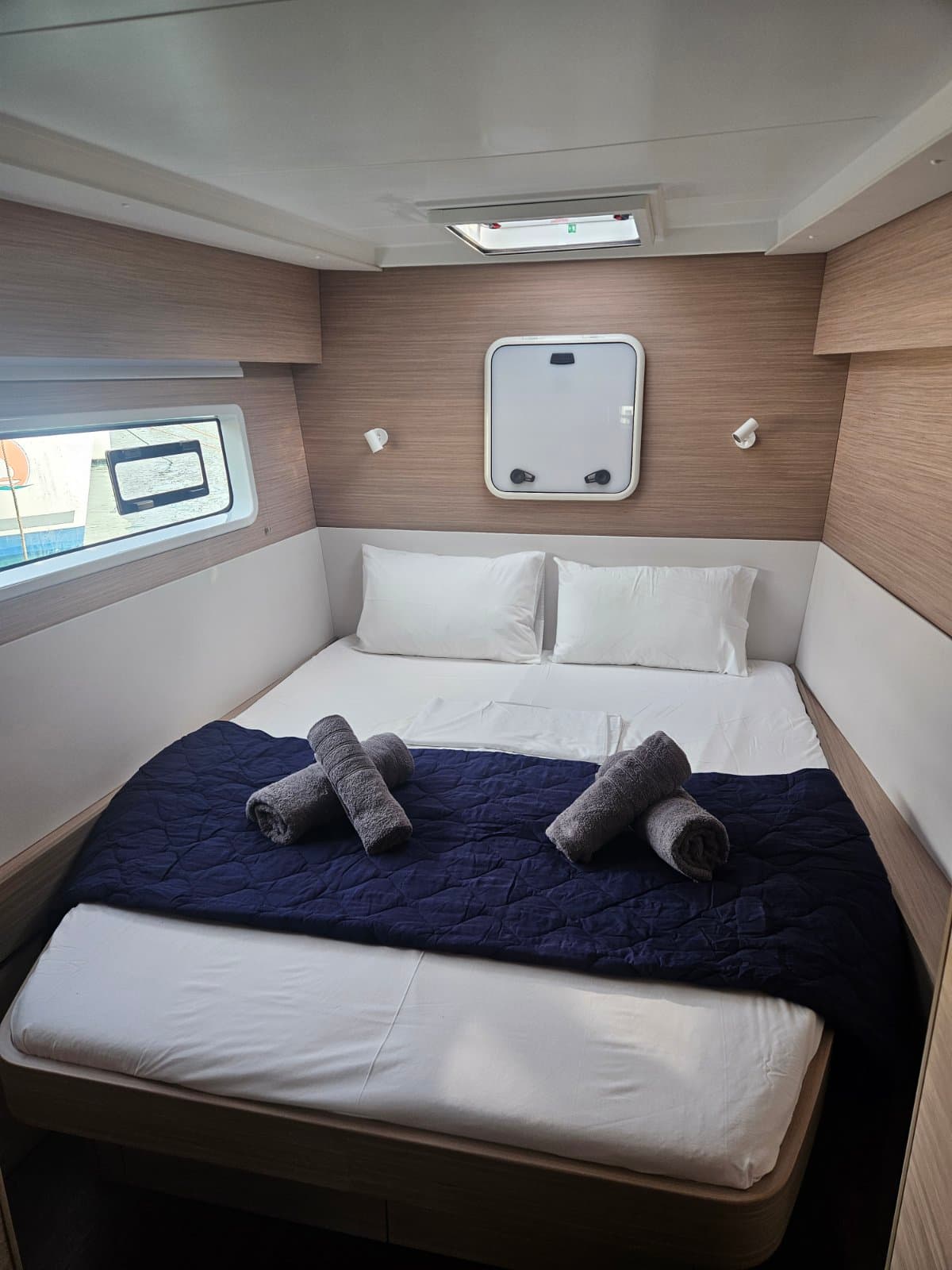 Lagoon 43 - photo 18