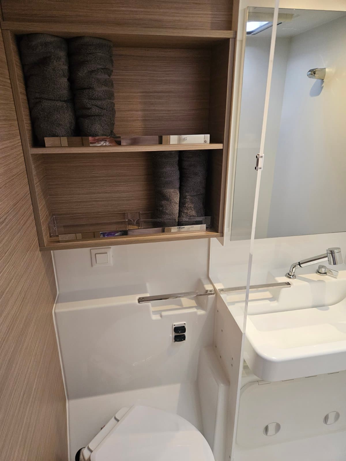 Lagoon 43 - photo 16