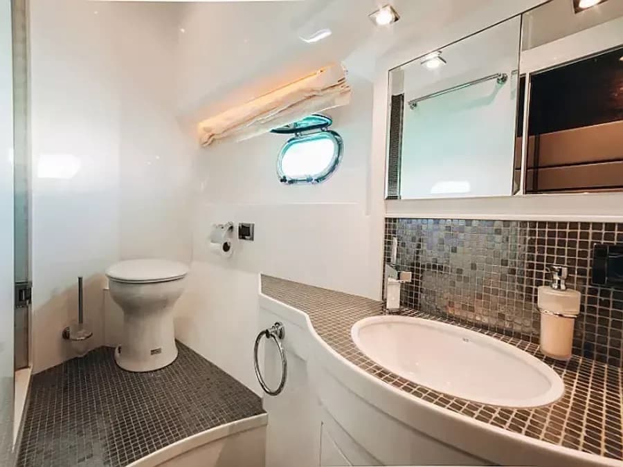 Elegance 60 Fly - photo 16