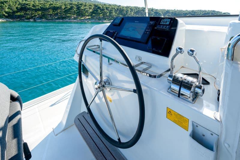 Lagoon 42 - photo 16