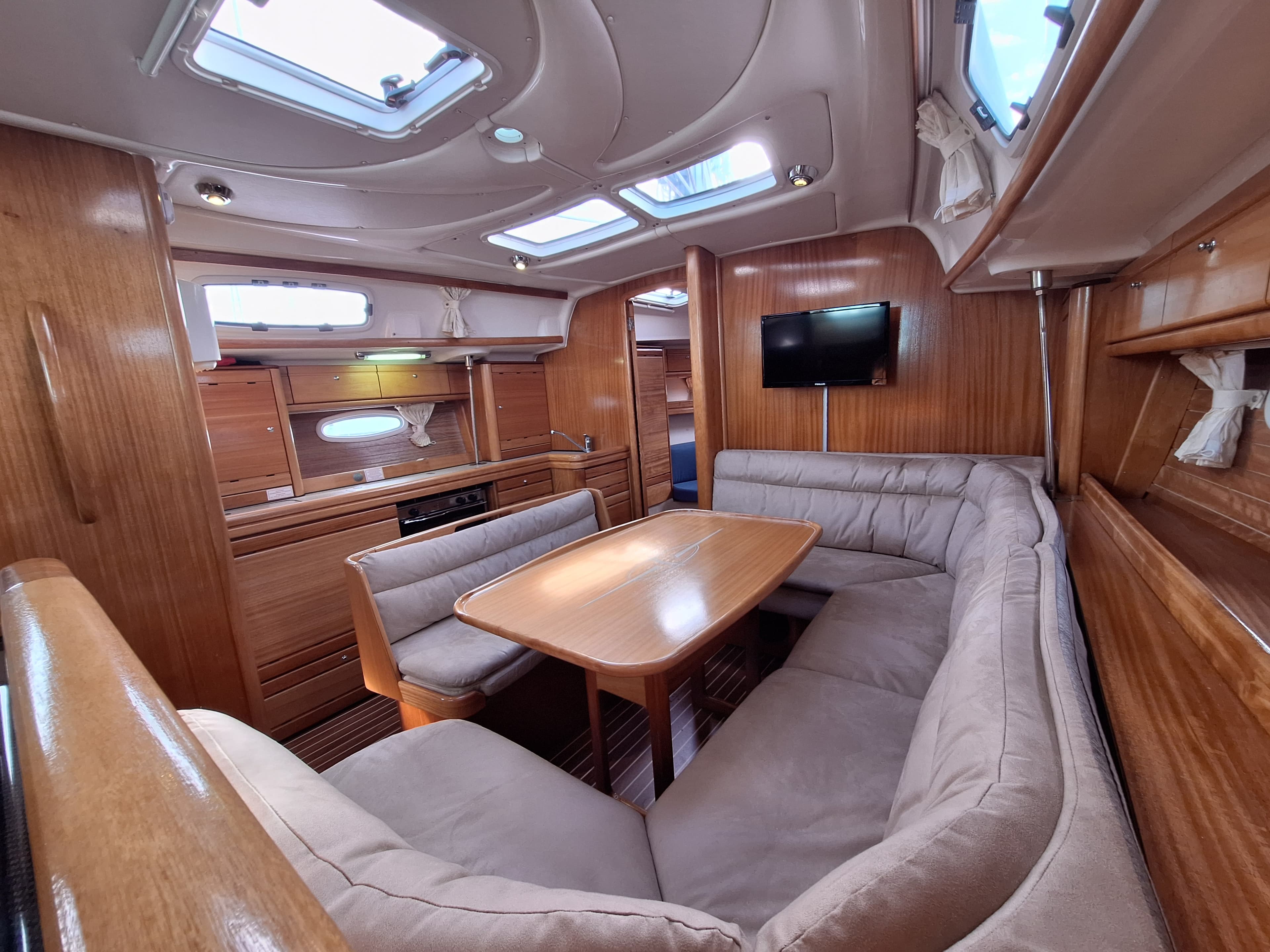 Bavaria 39 Cruiser - photo 6