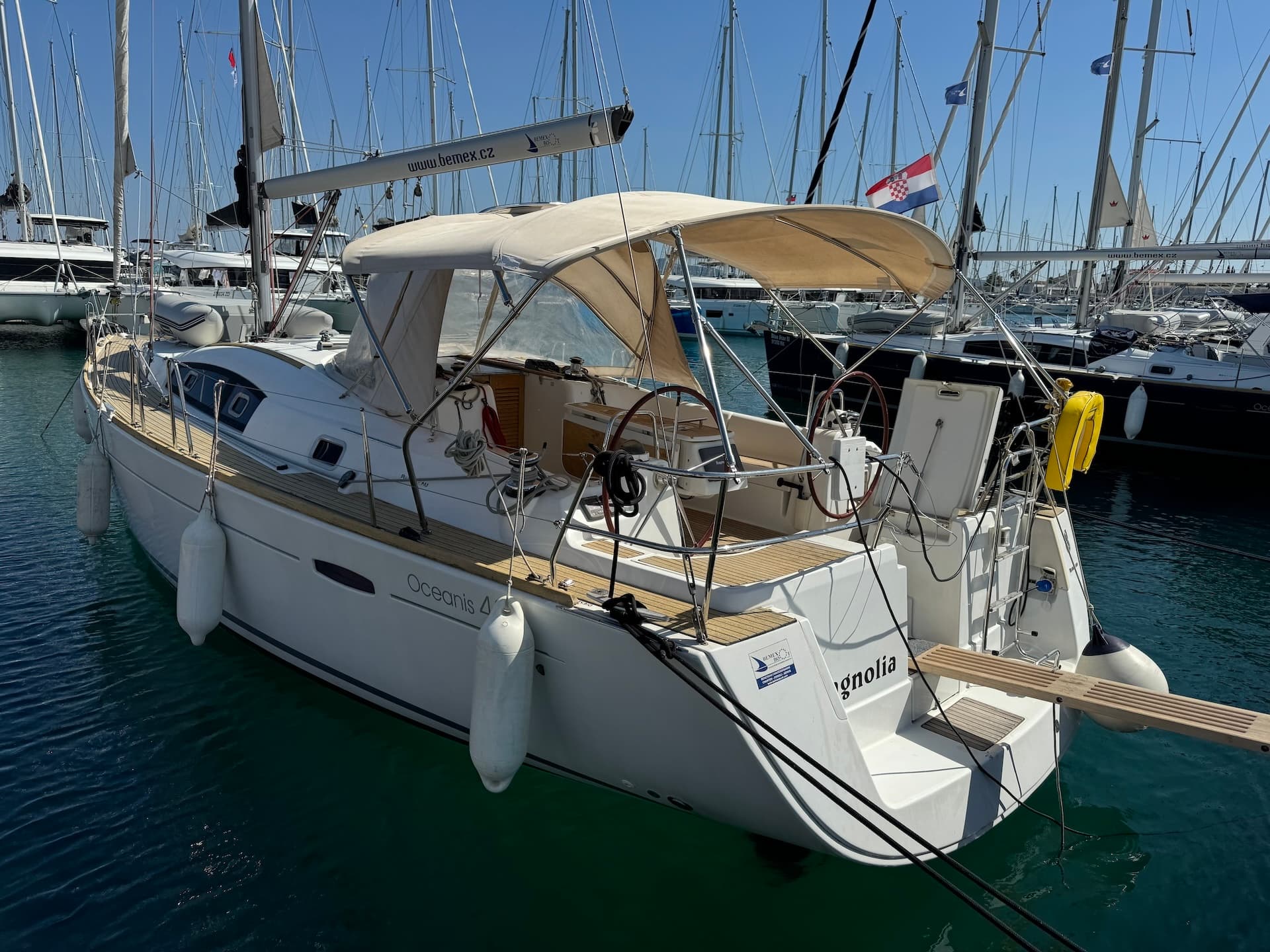 Oceanis 43 - photo