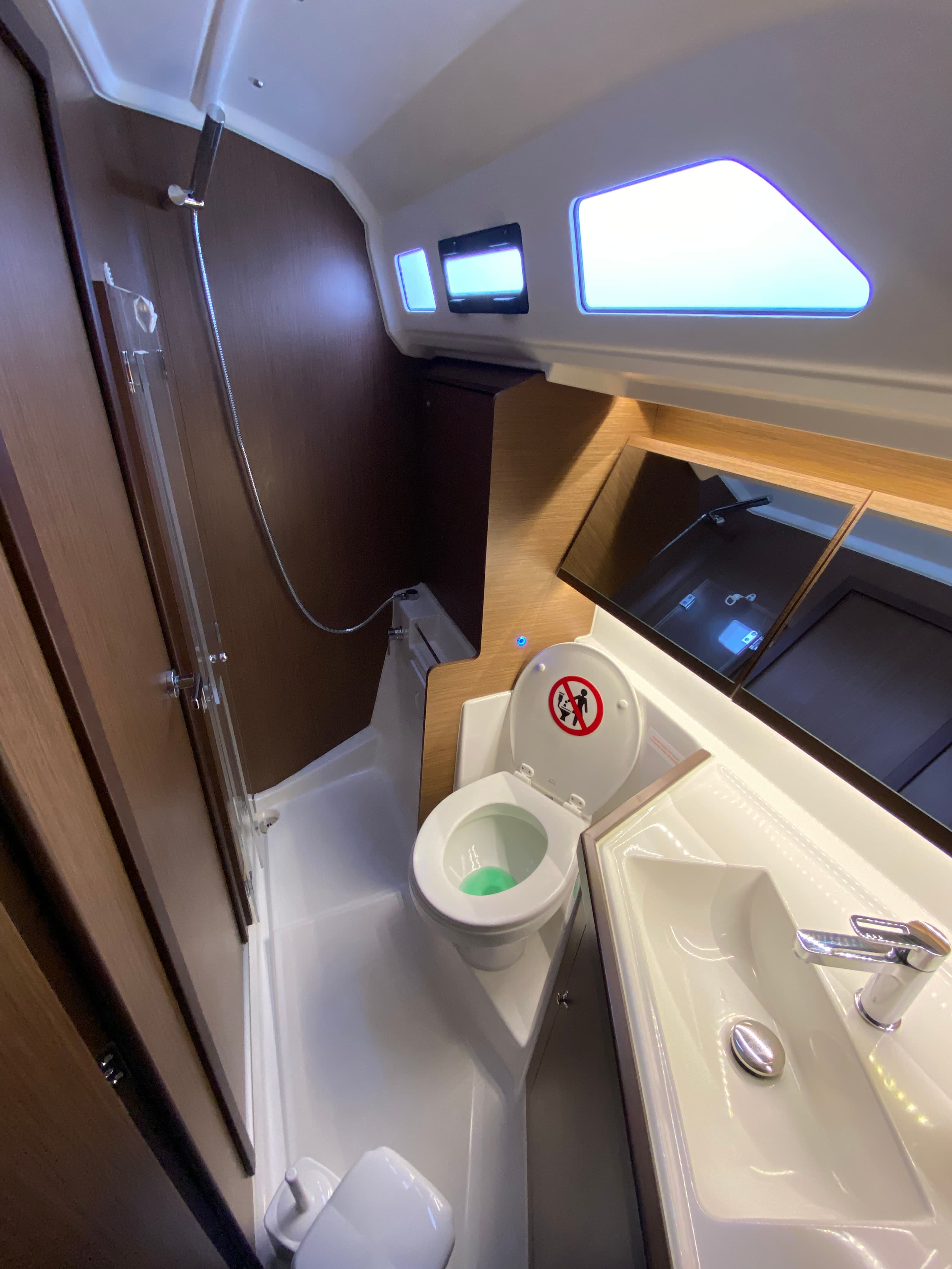 Oceanis 40.1 - photo 13