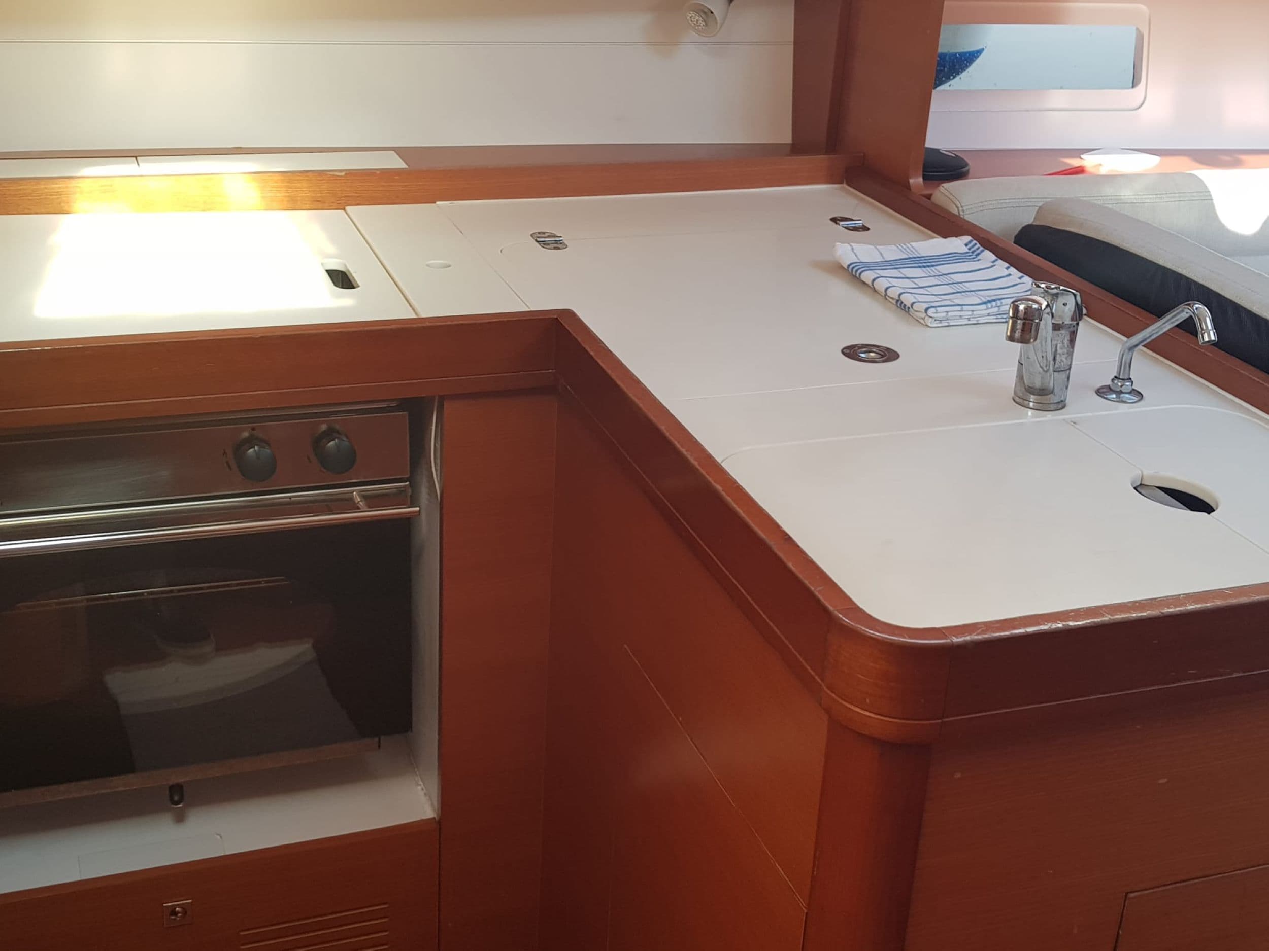 Dufour 350 Grand Large - photo 6