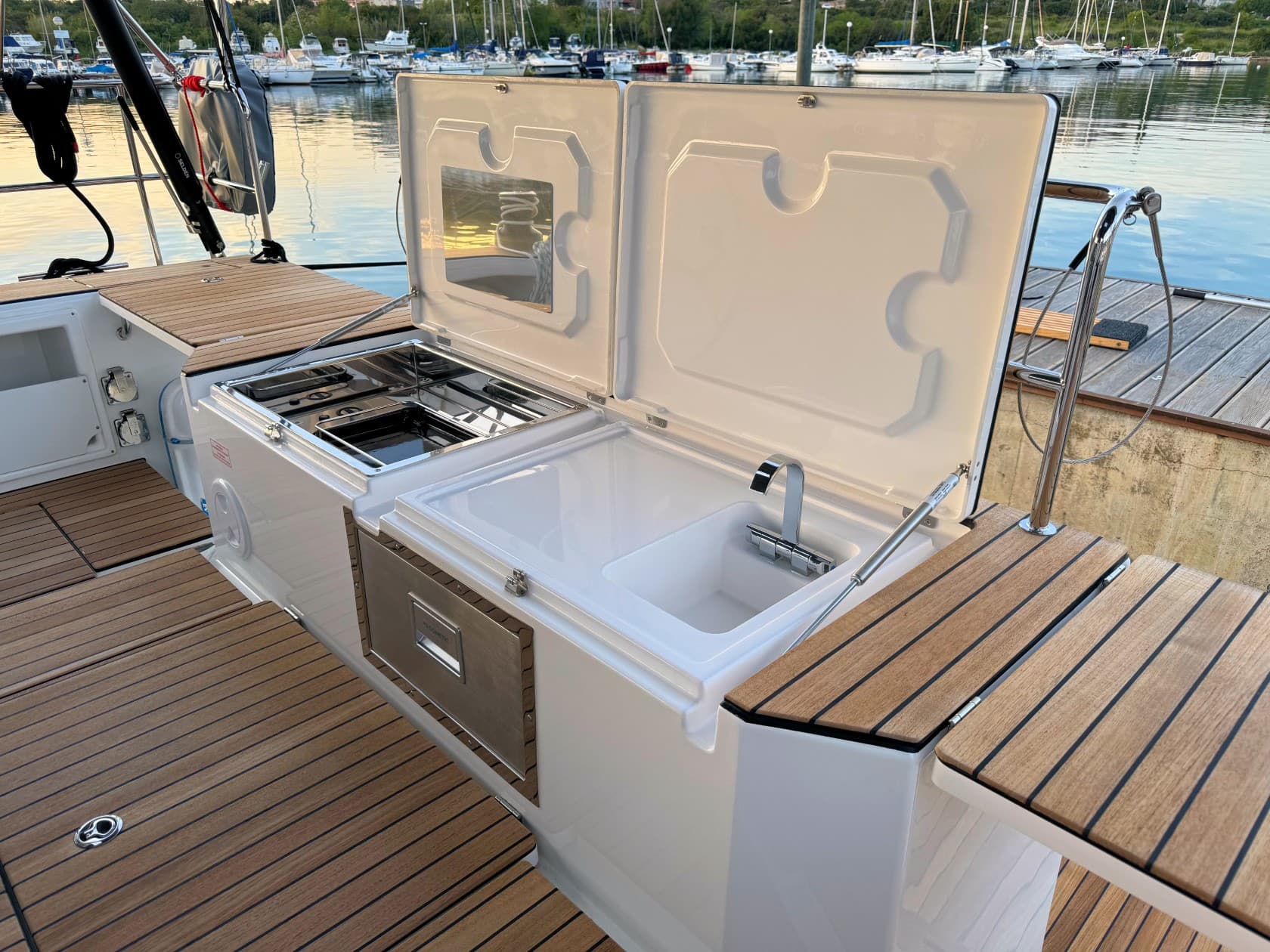 Bavaria C57 - photo 35