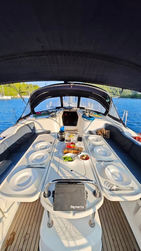 Sun Odyssey 49i - photo 17