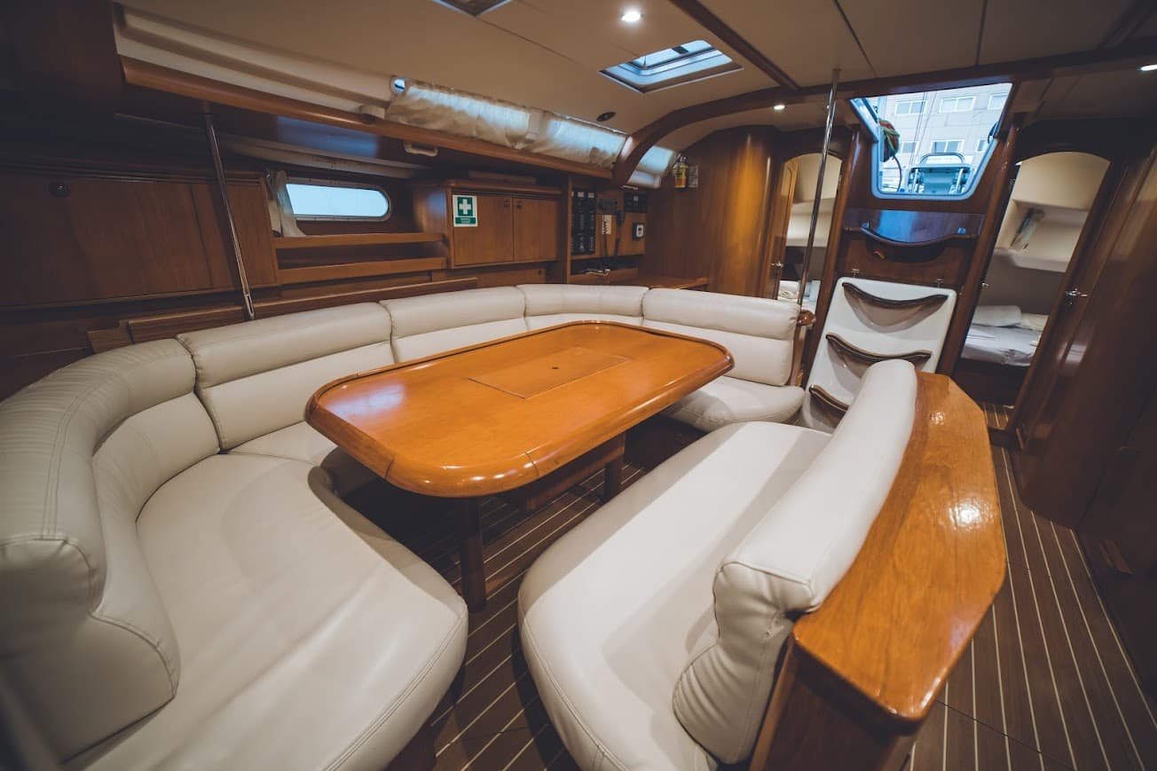 Sun Odyssey 49i - photo 7