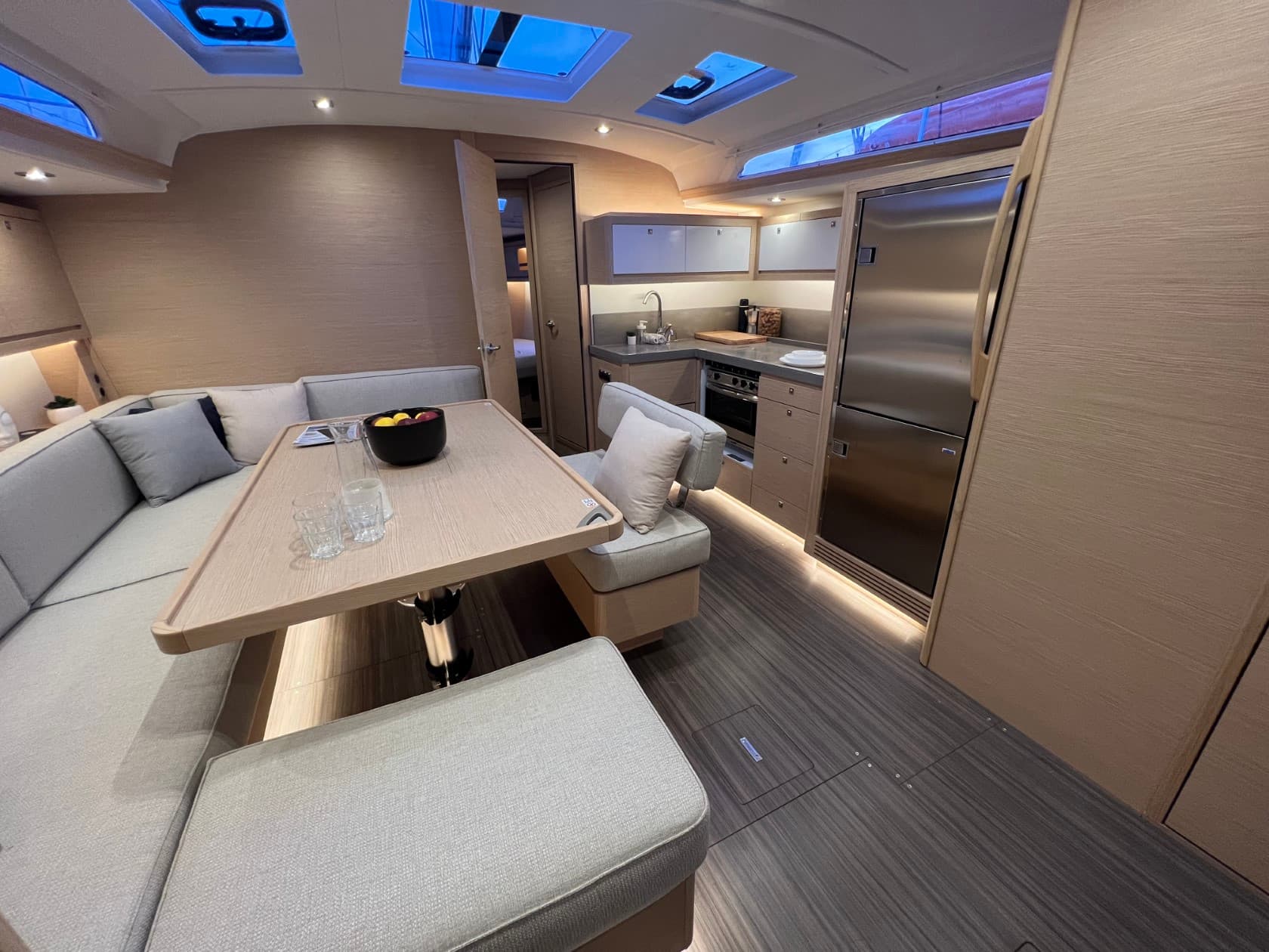 Dufour 470 - photo 17