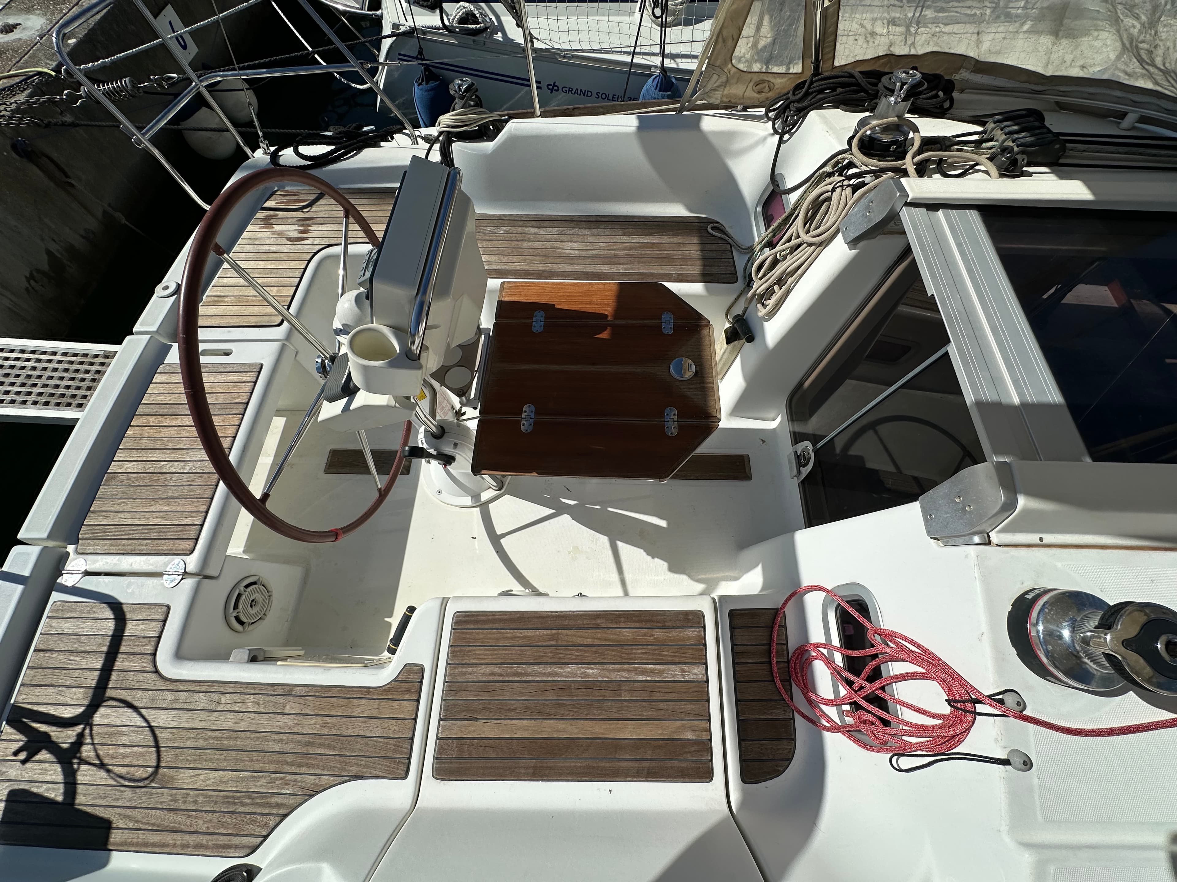 Oceanis 34 - photo 13
