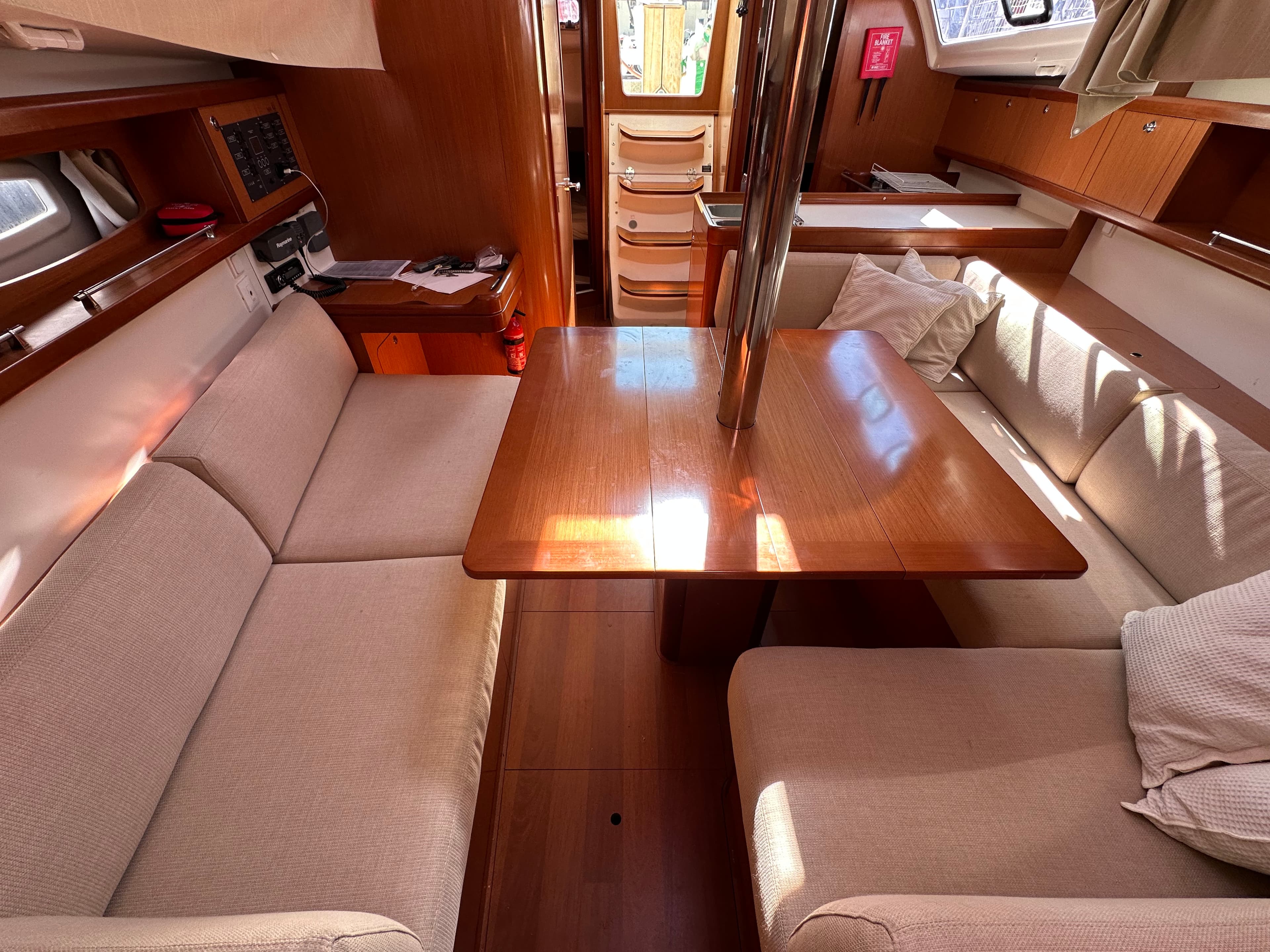 Oceanis 34 - photo 19