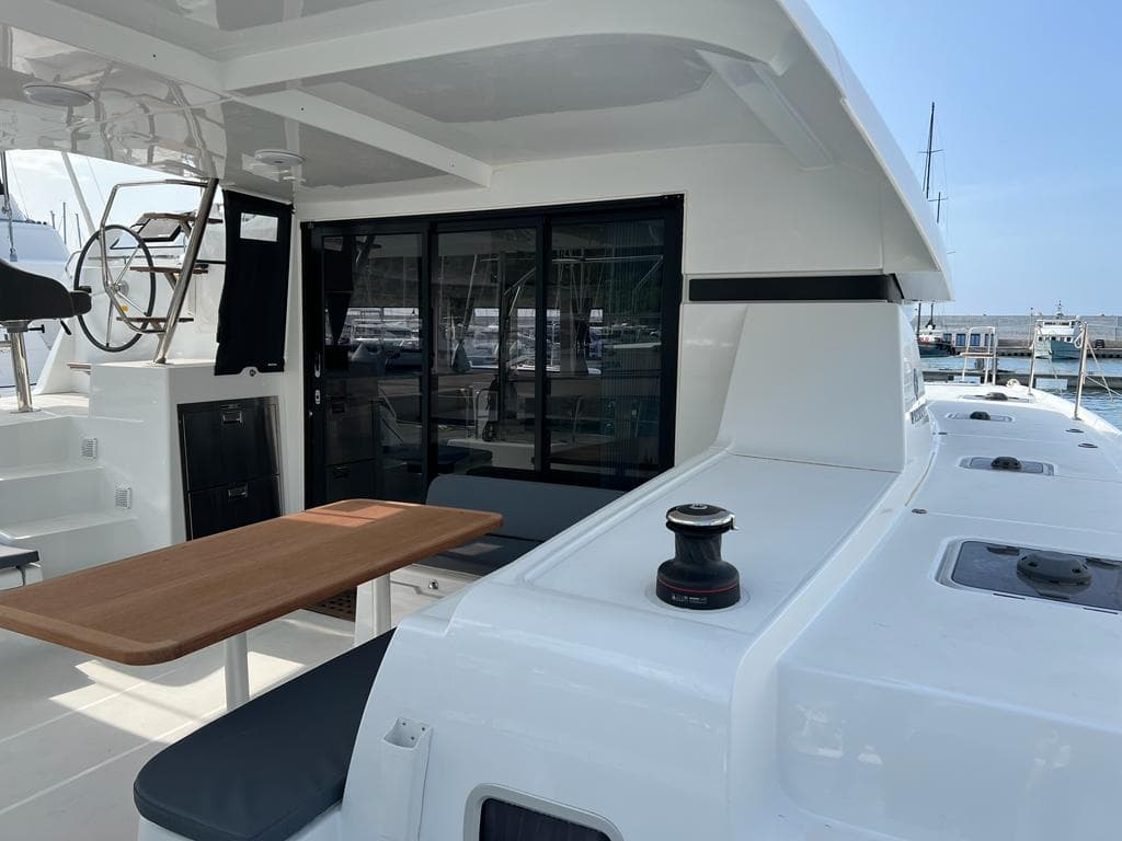 Lagoon 42 - photo 13