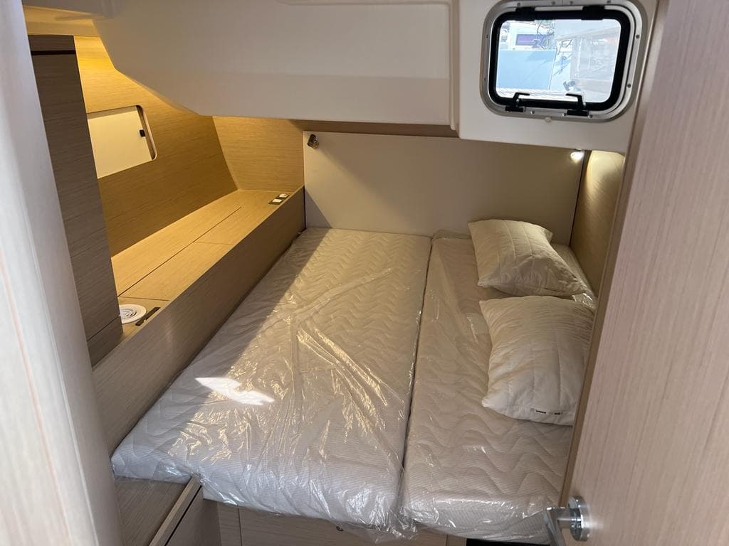 Oceanis 51.1 - photo 9