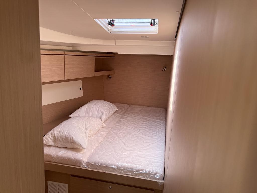 Oceanis 51.1 - photo 7