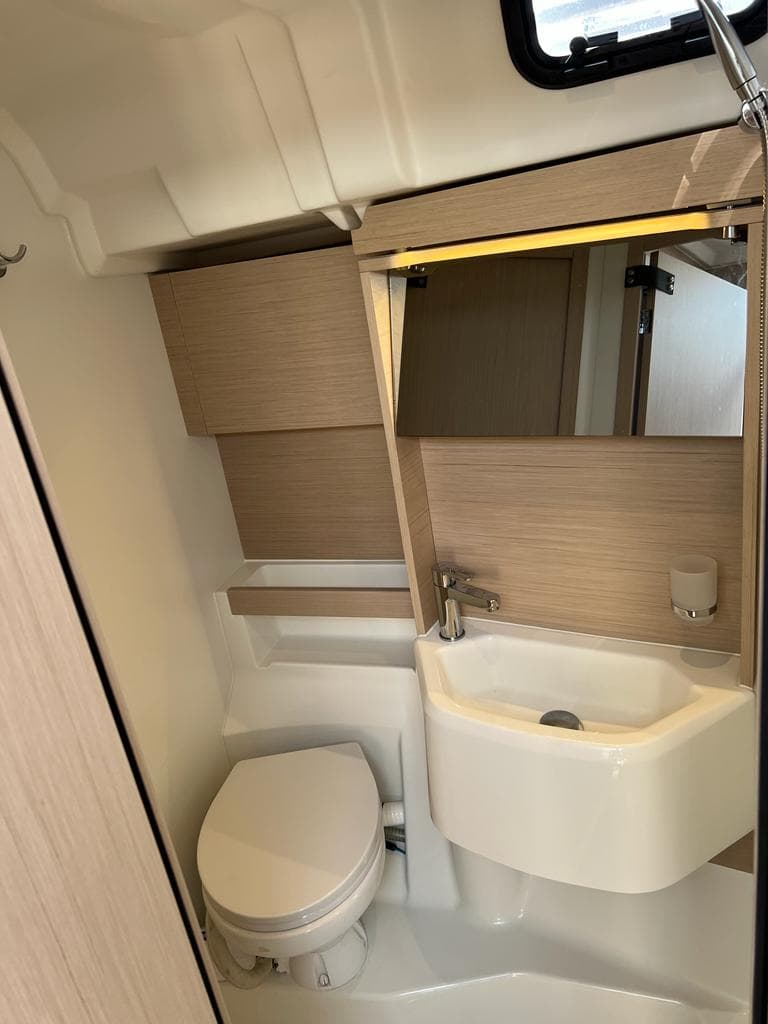 Oceanis 51.1 - photo 18