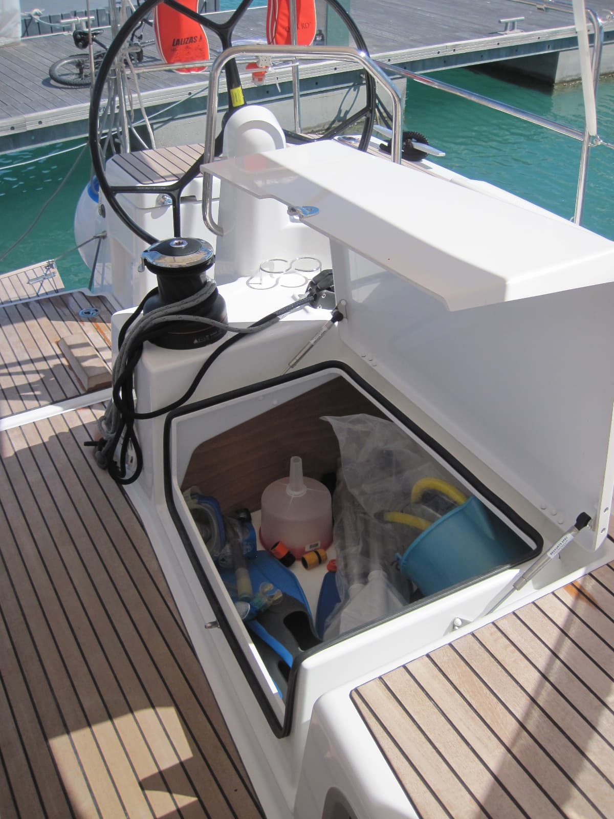 Sun Odyssey 490 - photo 8