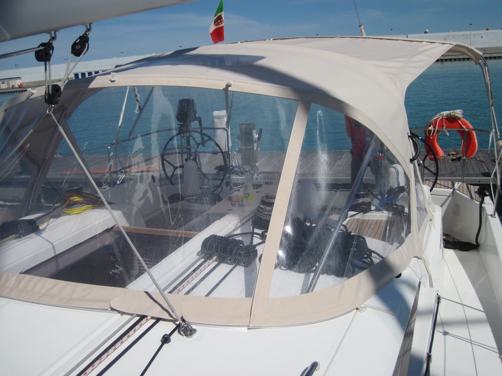 Sun Odyssey 440 - photo 9