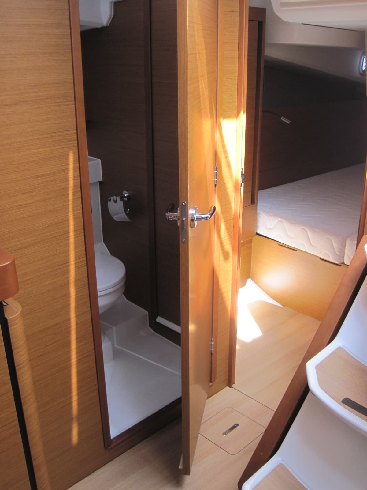 Sun Odyssey 440 - photo 18