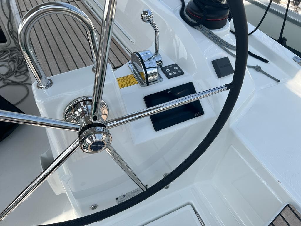 Oceanis 40.1 - photo 24