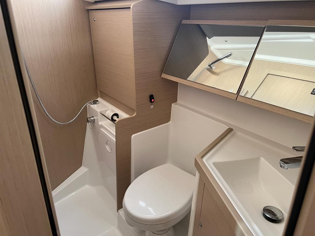 Oceanis 40.1 - photo 20