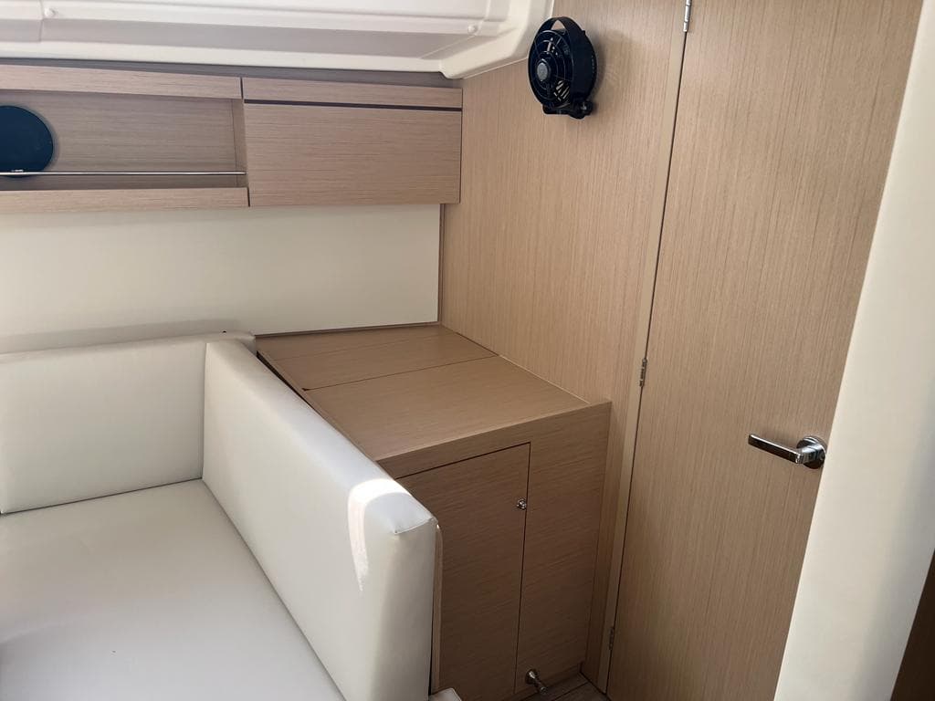 Oceanis 40.1 - photo 17