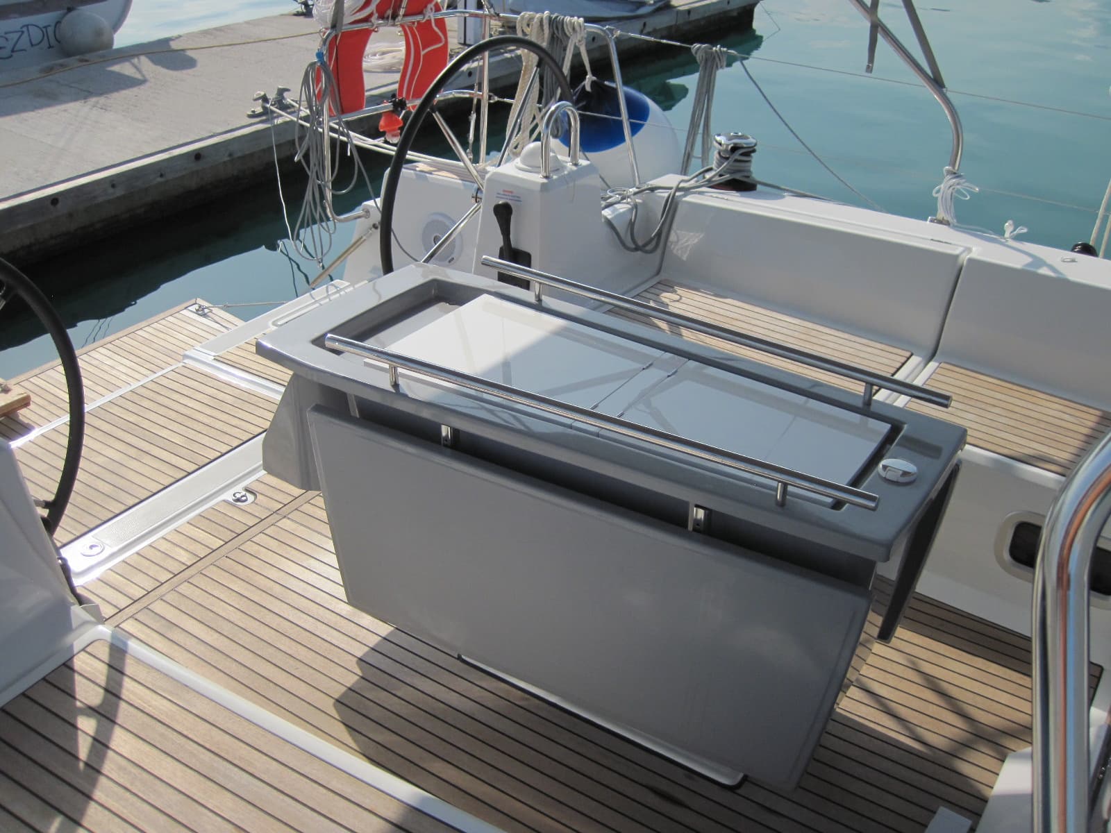 Oceanis 41.1 - photo 15