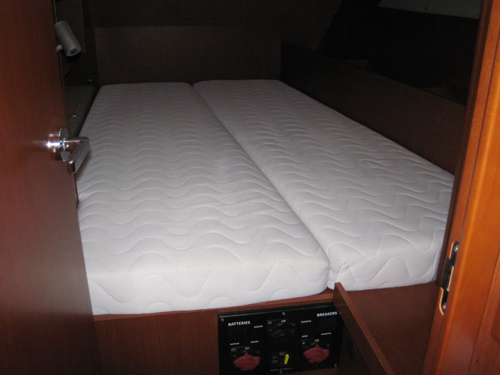 Oceanis 41.1 - photo 23