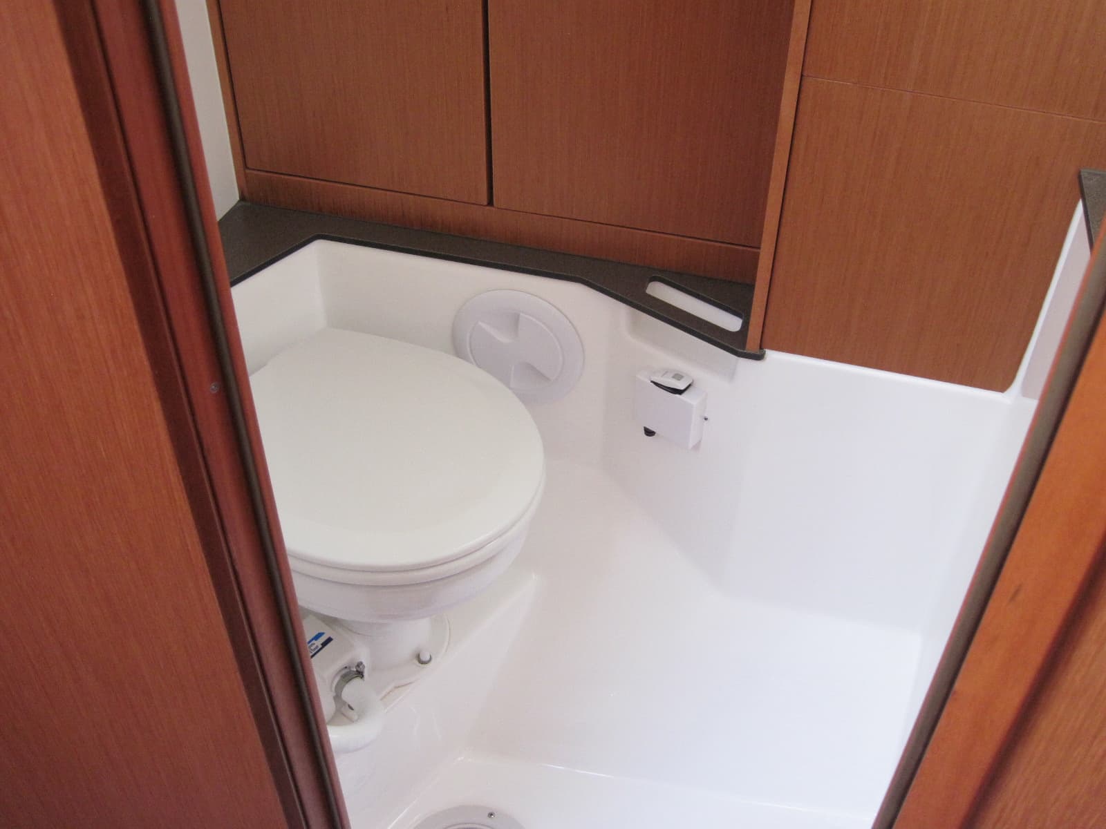 Bavaria Cruiser 37 - photo 24