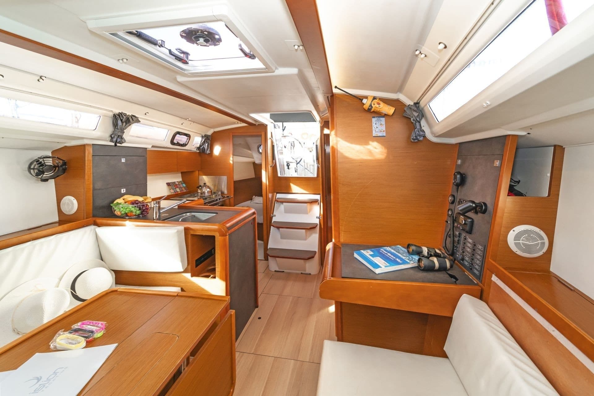 Sun Odyssey 349 - photo 5