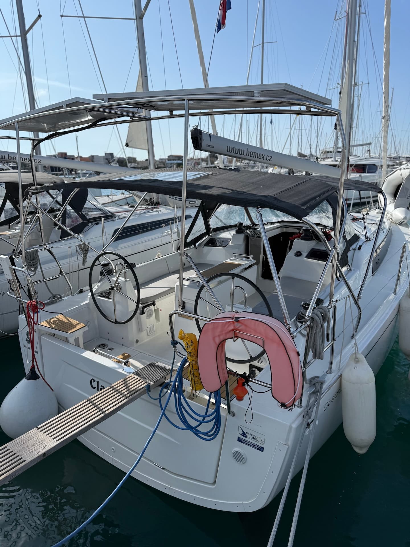 Oceanis 34.1 - photo 4