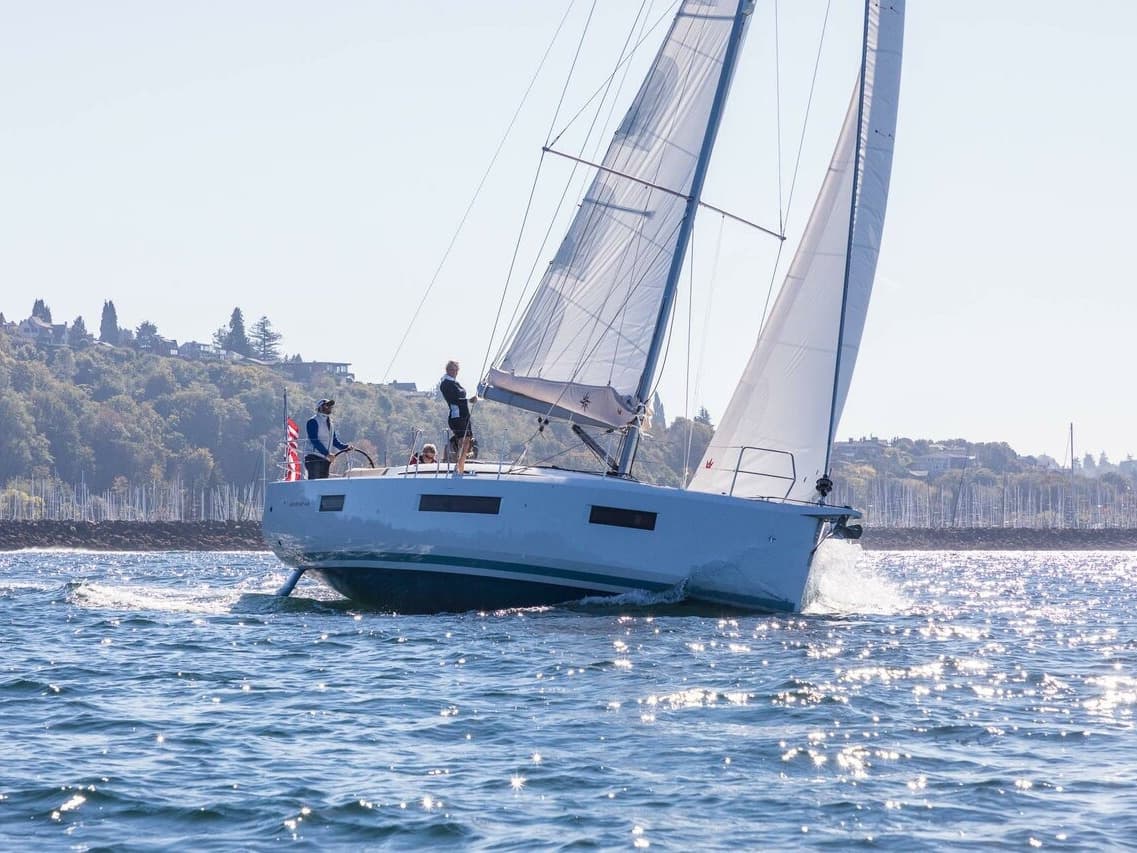 Sun Odyssey 440 - photo