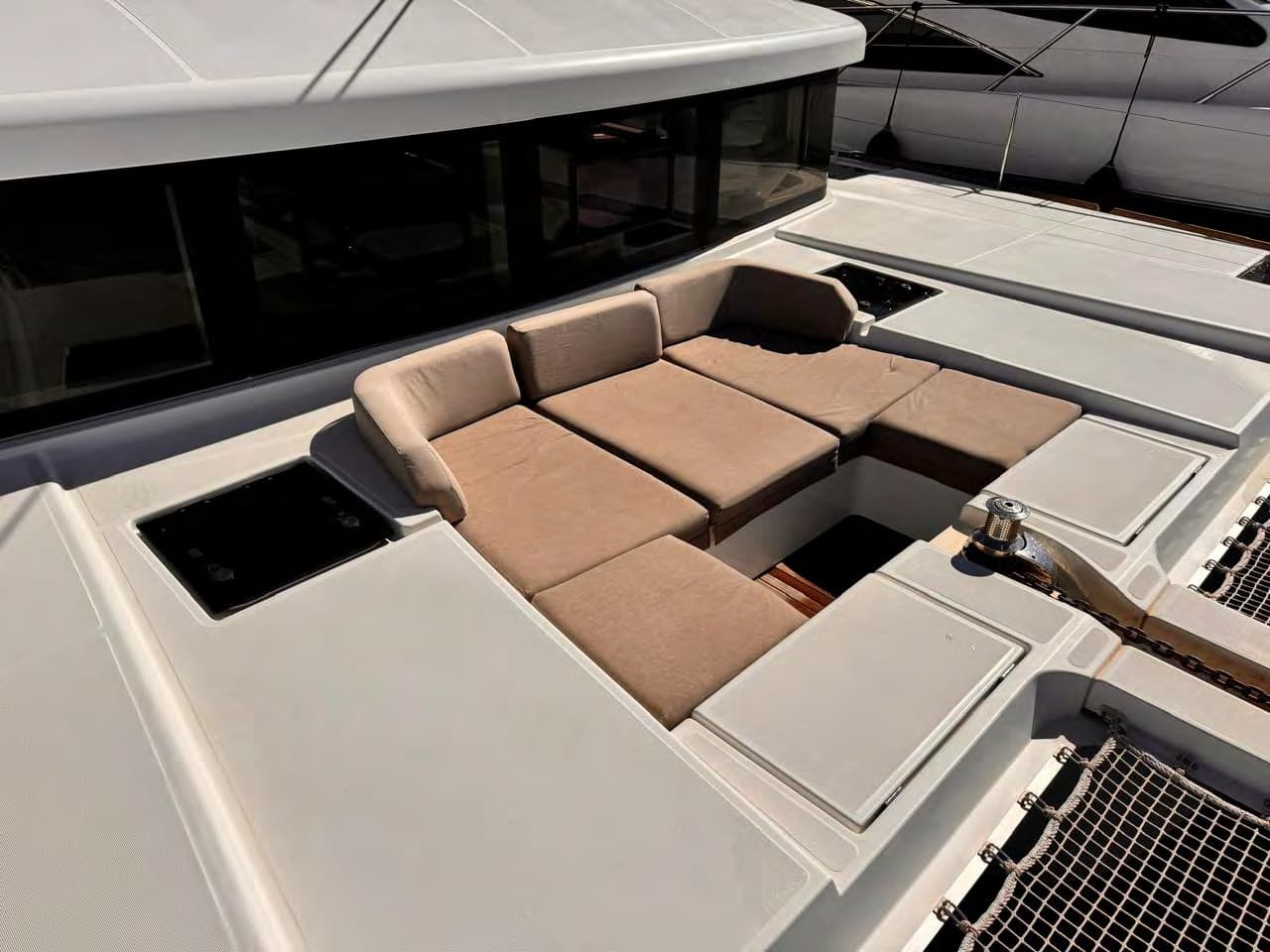 Lagoon 52F - photo 16