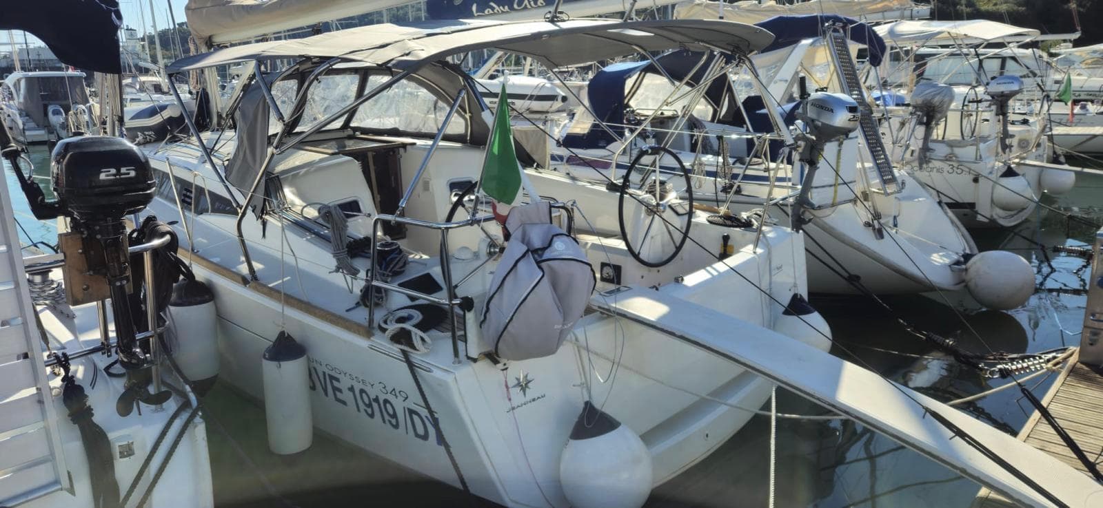 Sun Odyssey 349 - photo 4