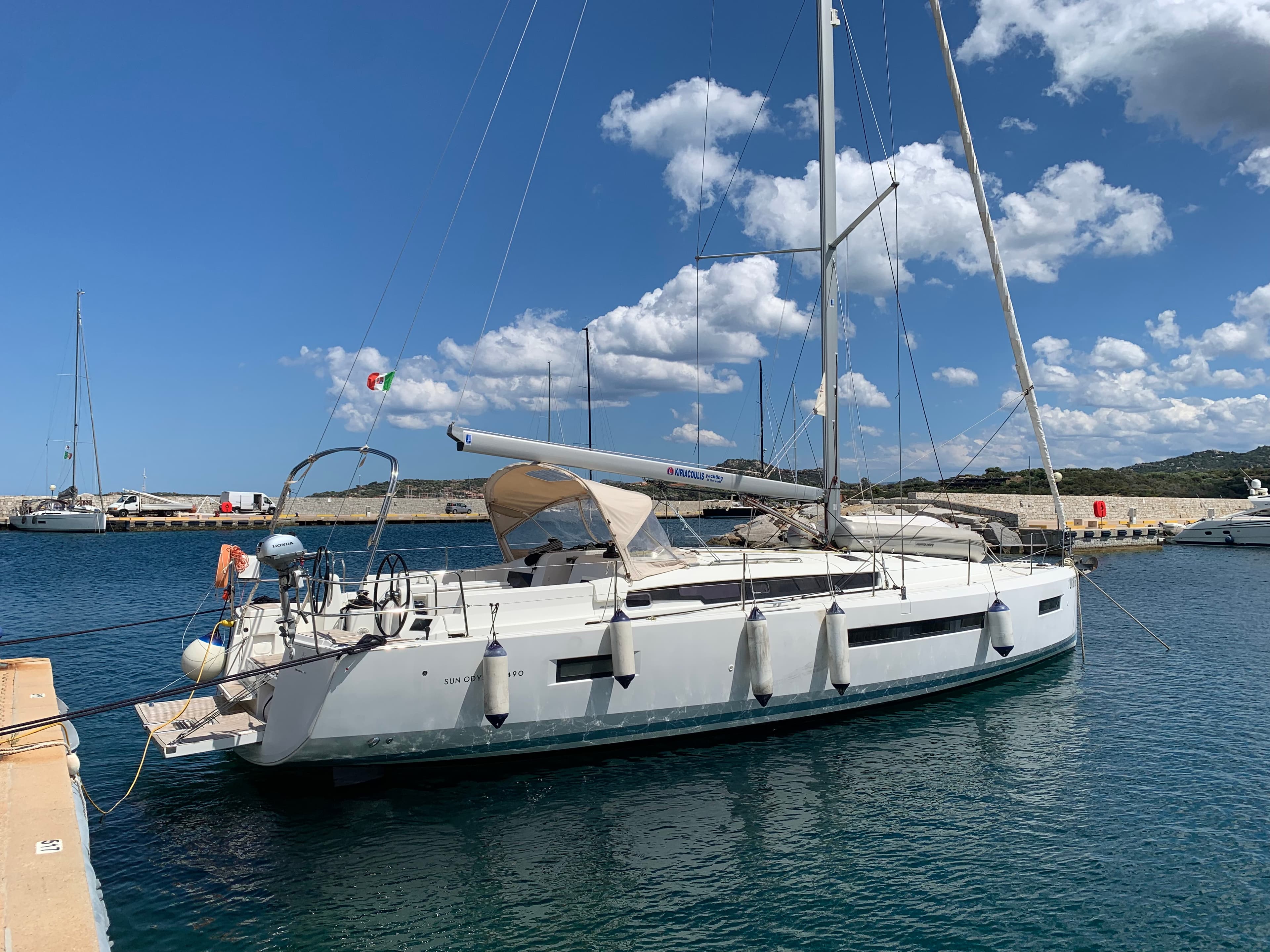 Sun Odyssey 490 - photo