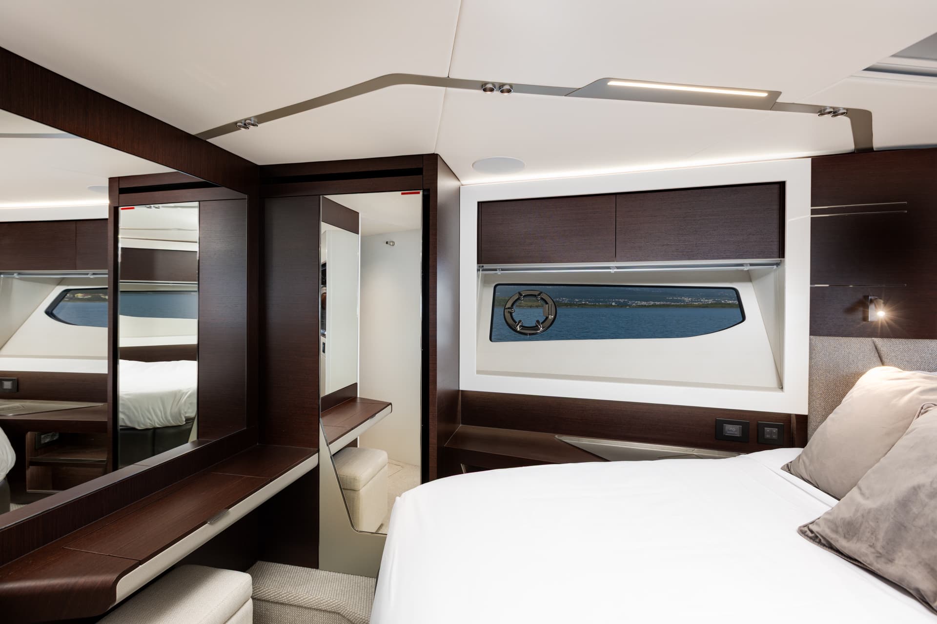 Sunseeker 65 - photo 65