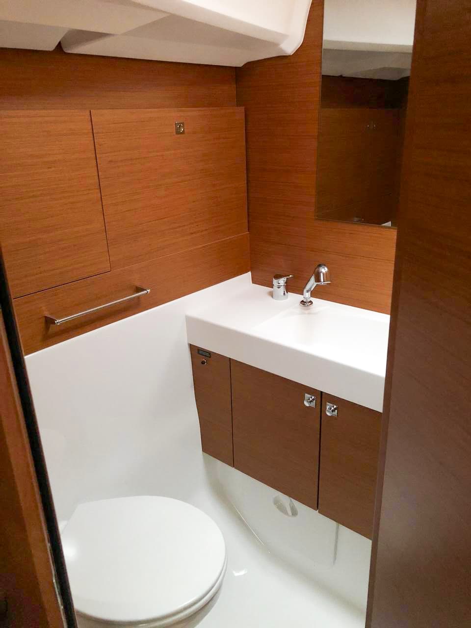 Oceanis 51.1 - photo 5