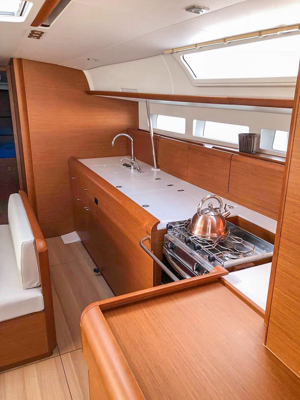 Oceanis 51.1 - photo 15