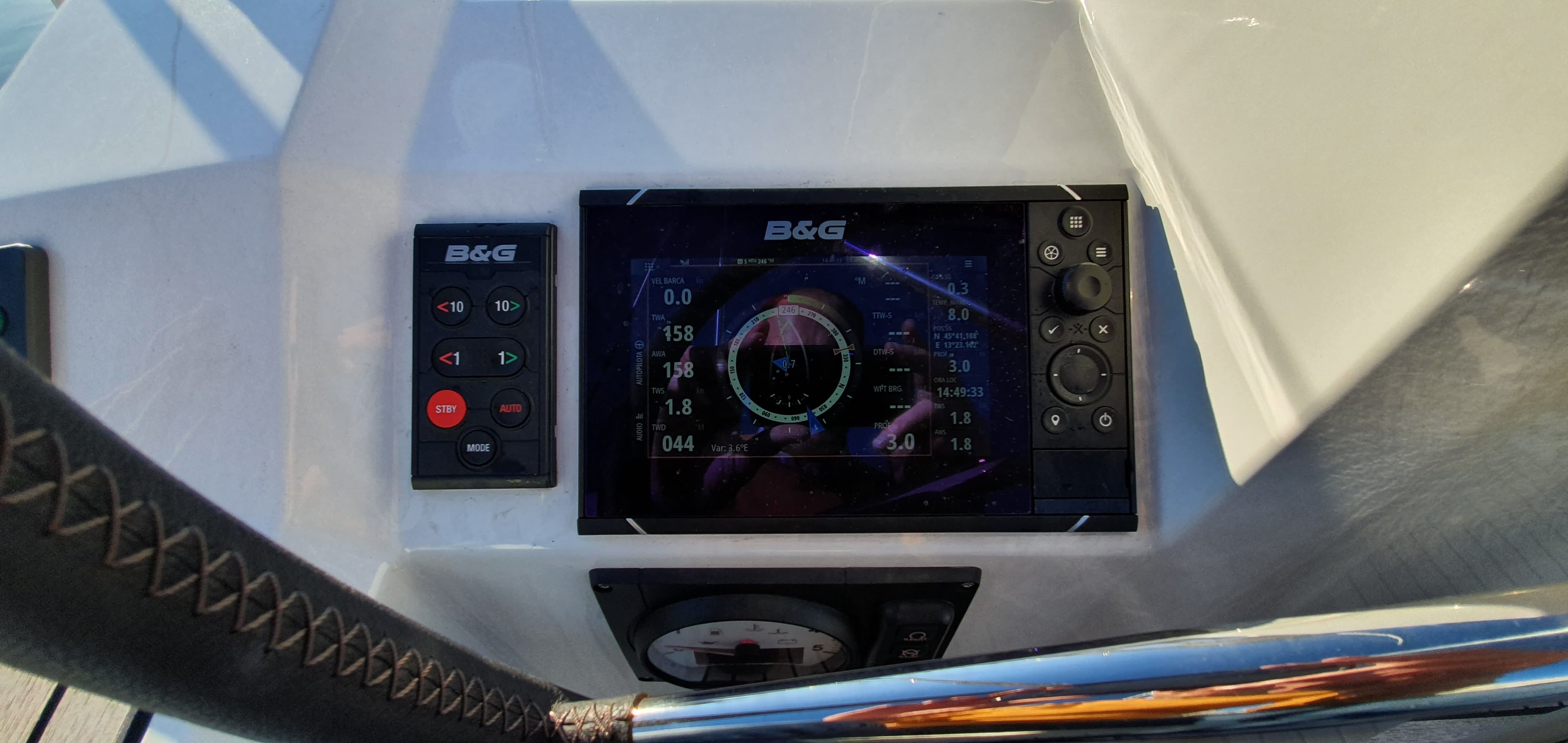 Oceanis 38 - photo 5