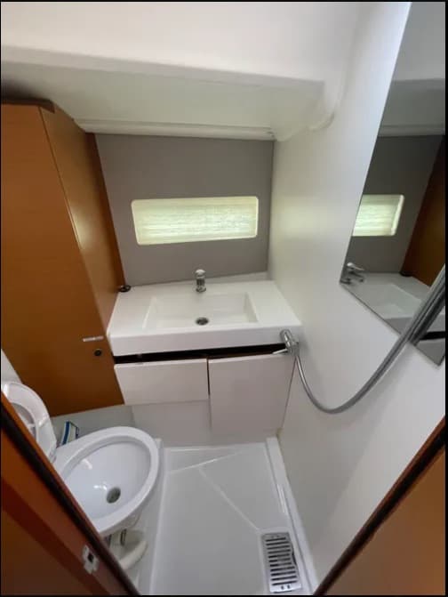 Sun Odyssey 490 - photo 7