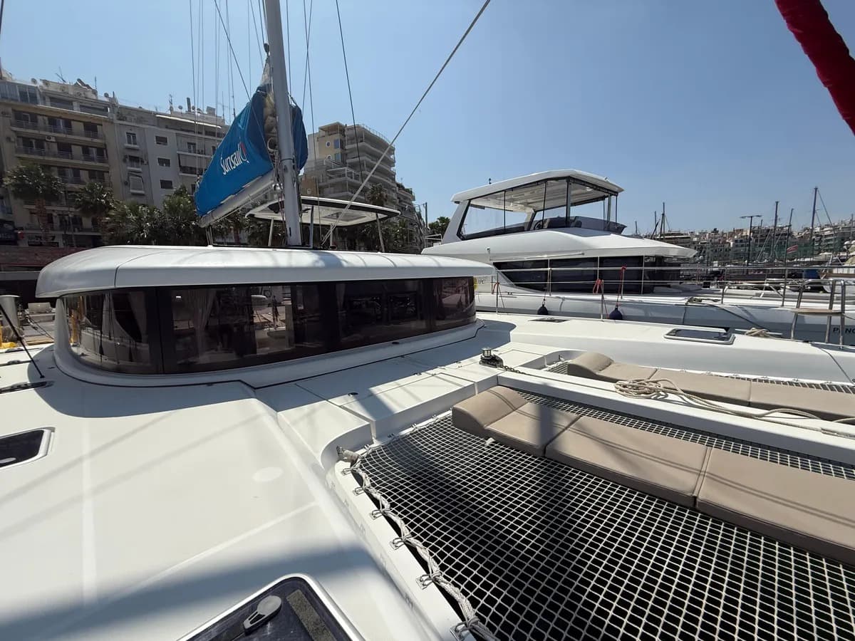 Lagoon 42 - photo 11